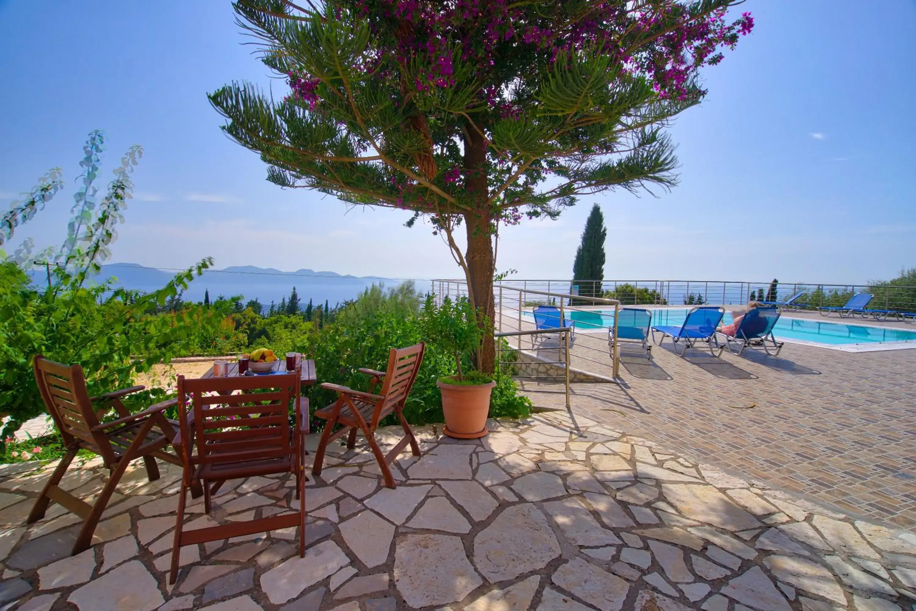 Garden view in Panoramic Sunset Garden view in Panoramic Sunset