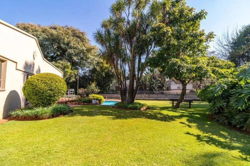Garden view in The Bedford View Guest House