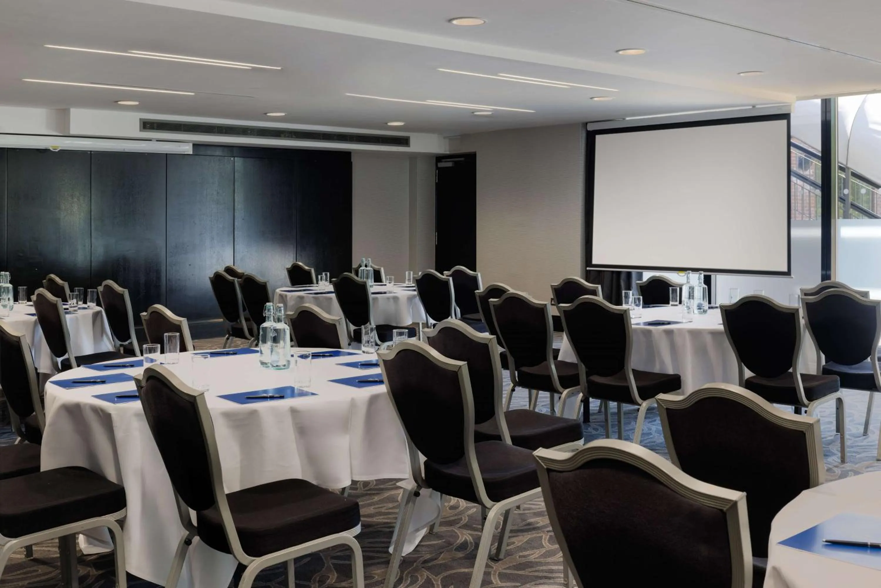 Meeting/conference room in Hilton London Syon Park