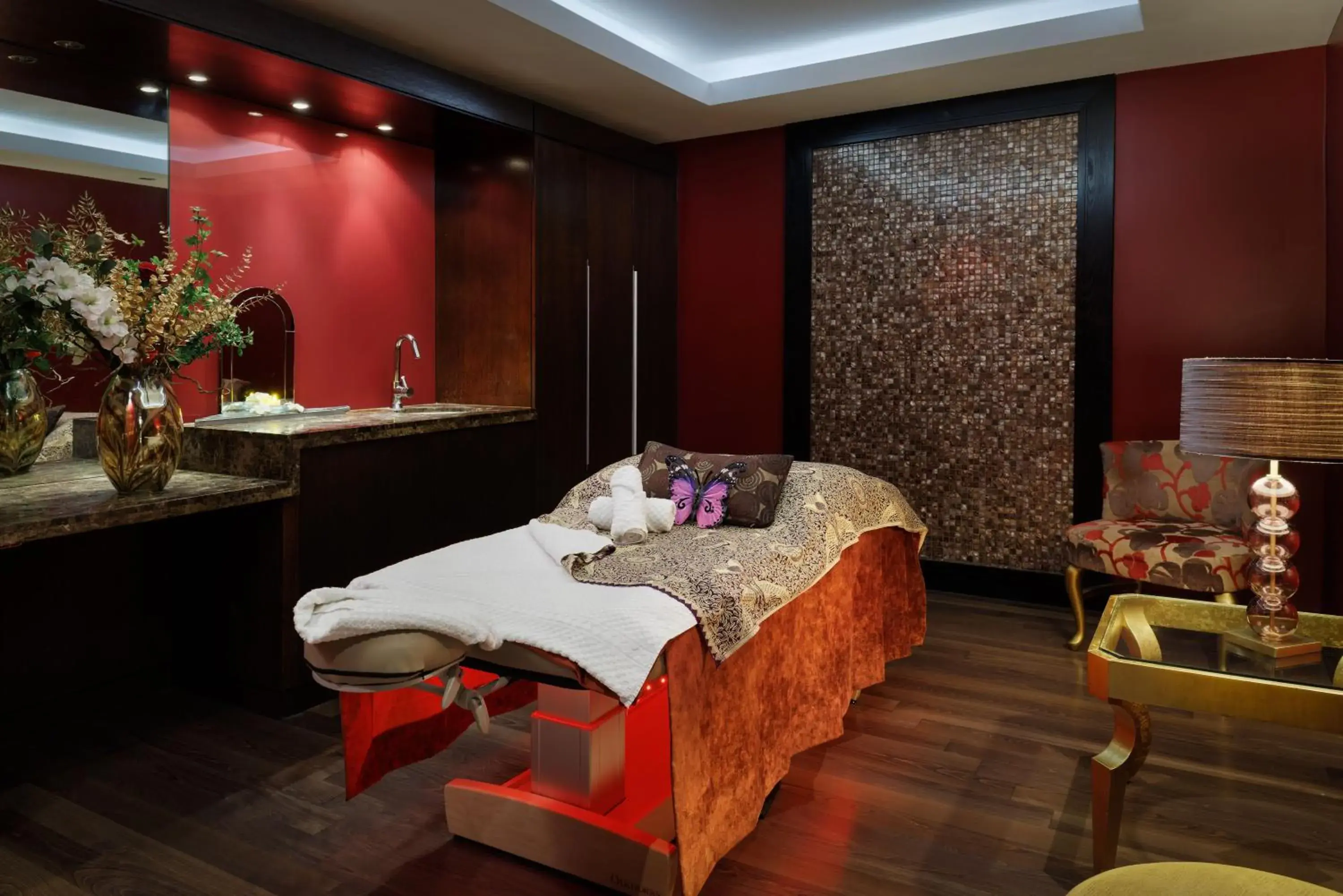 Spa and wellness centre/facilities in Hilton London Syon Park Spa and wellness centre/facilities in Hilton London Syon Park