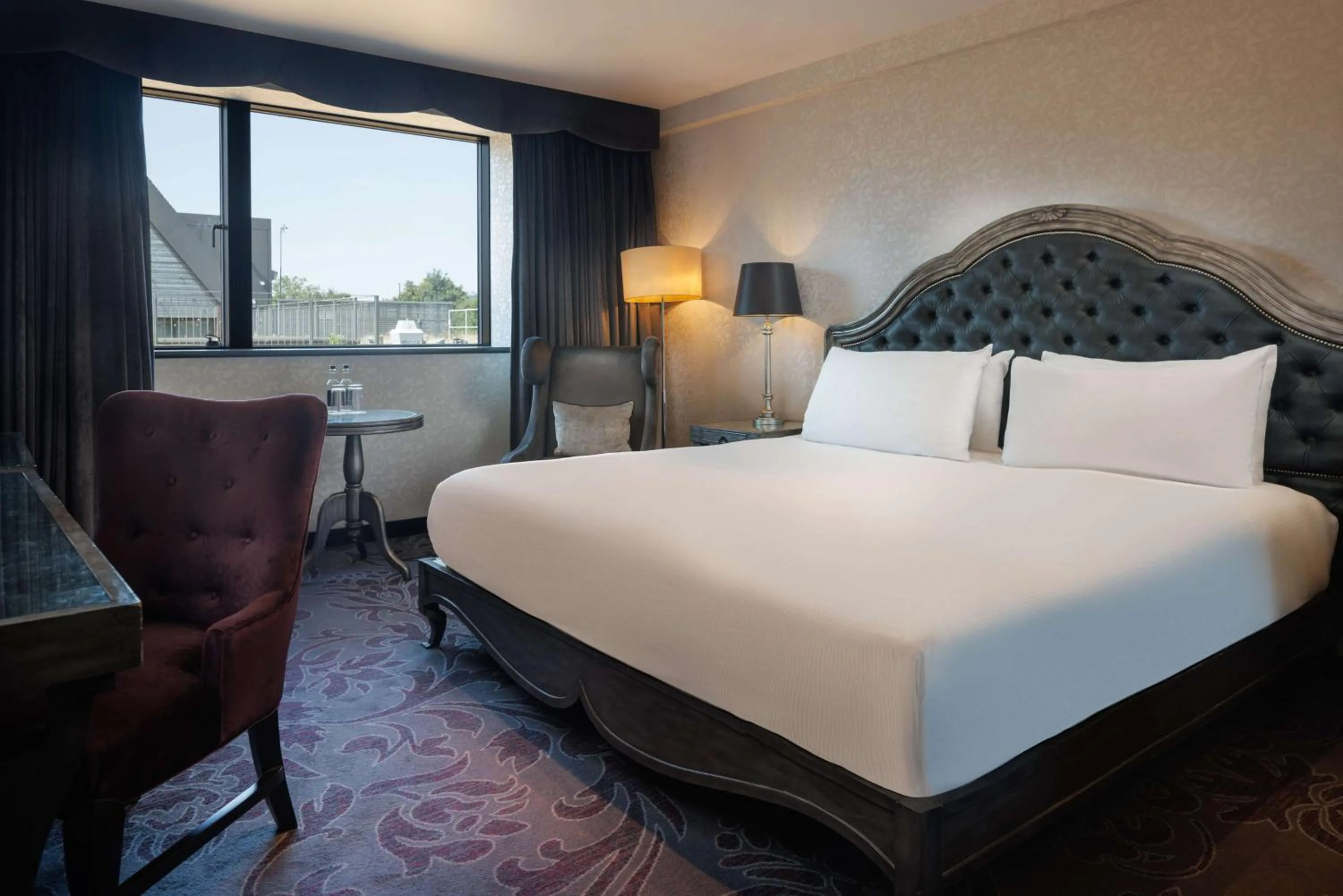 Bed in Hilton London Syon Park