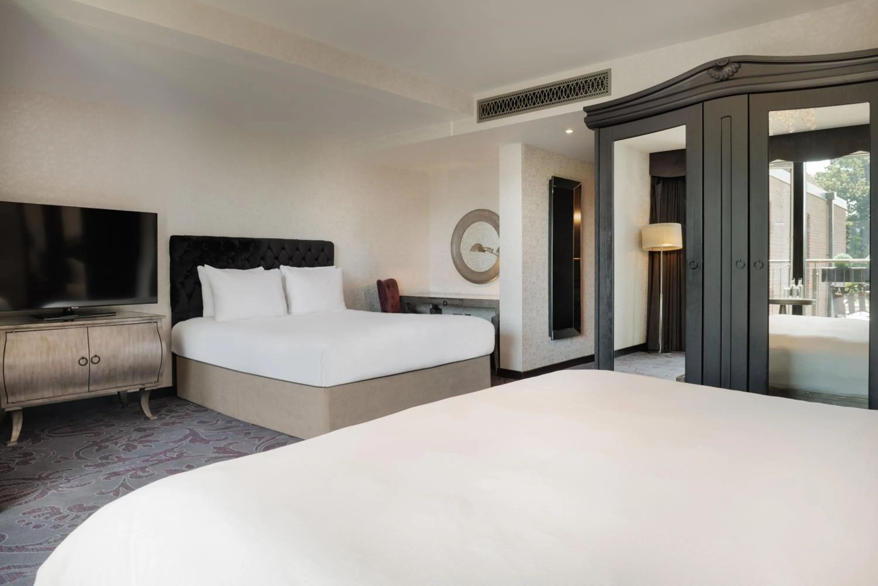 Bedroom, Bed in Hilton London Syon Park