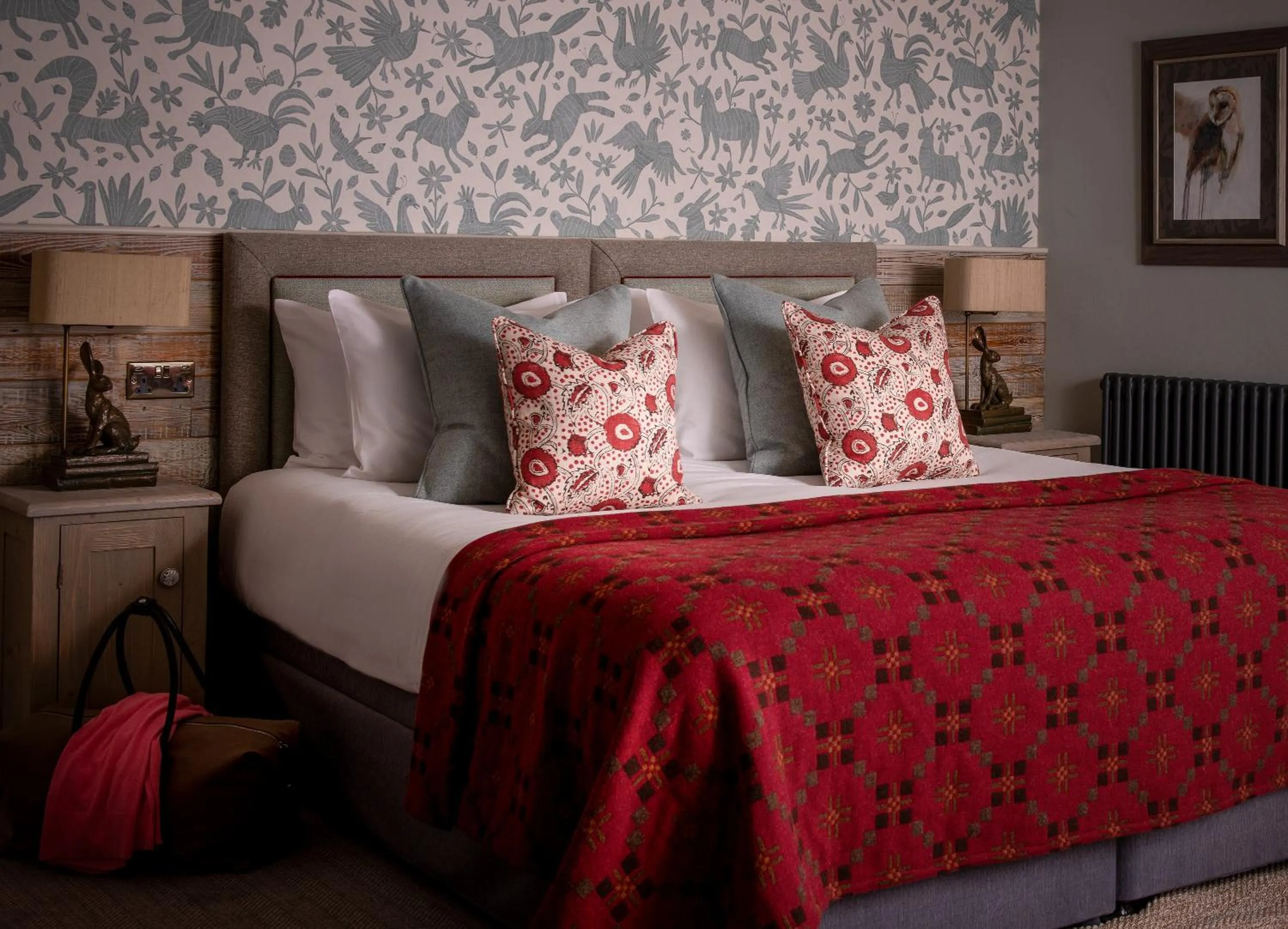 Bedroom, Bed in The Golden Lion at Settle