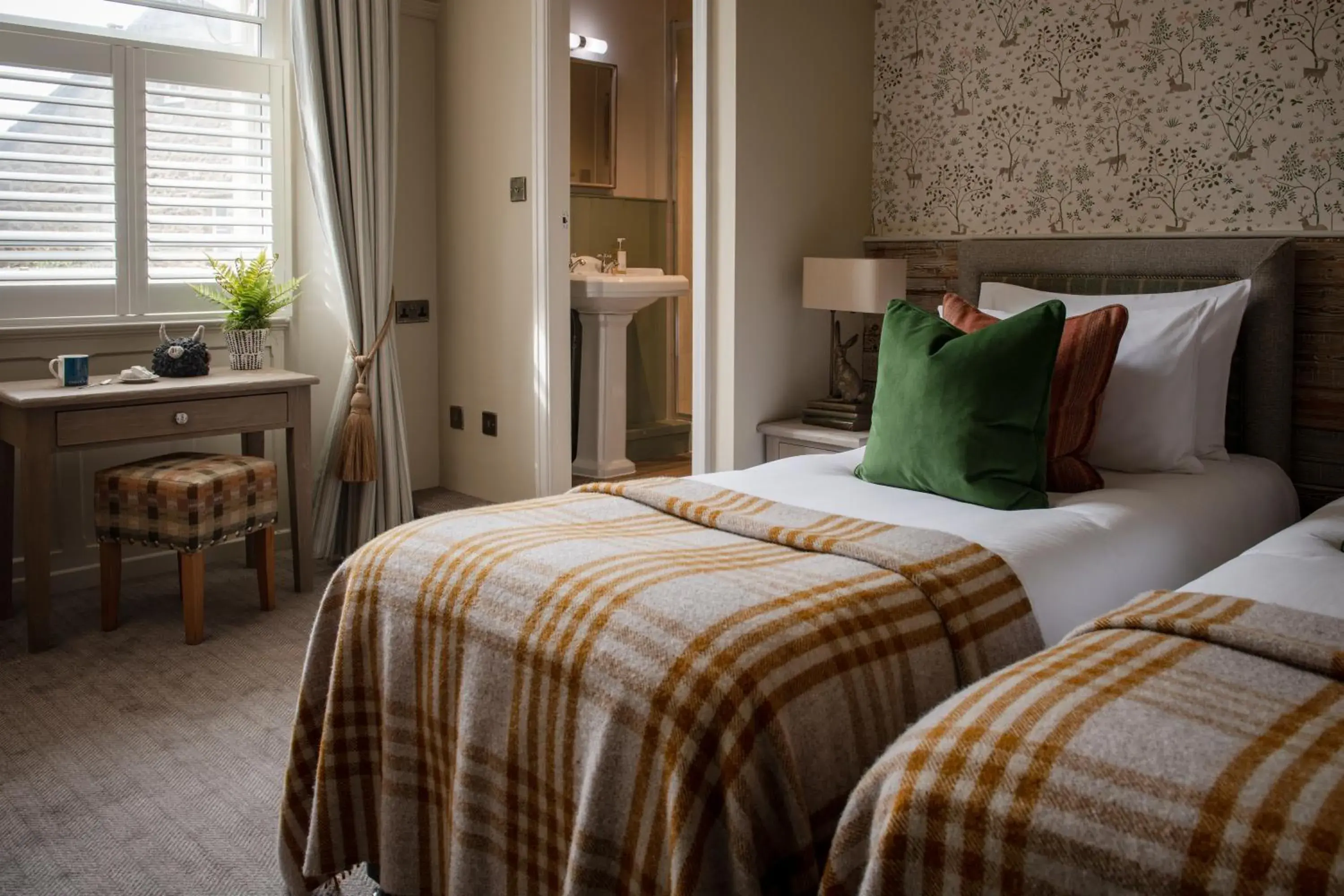 Classic Twin Room in The Golden Lion at Settle Classic Twin Room in The Golden Lion at Settle