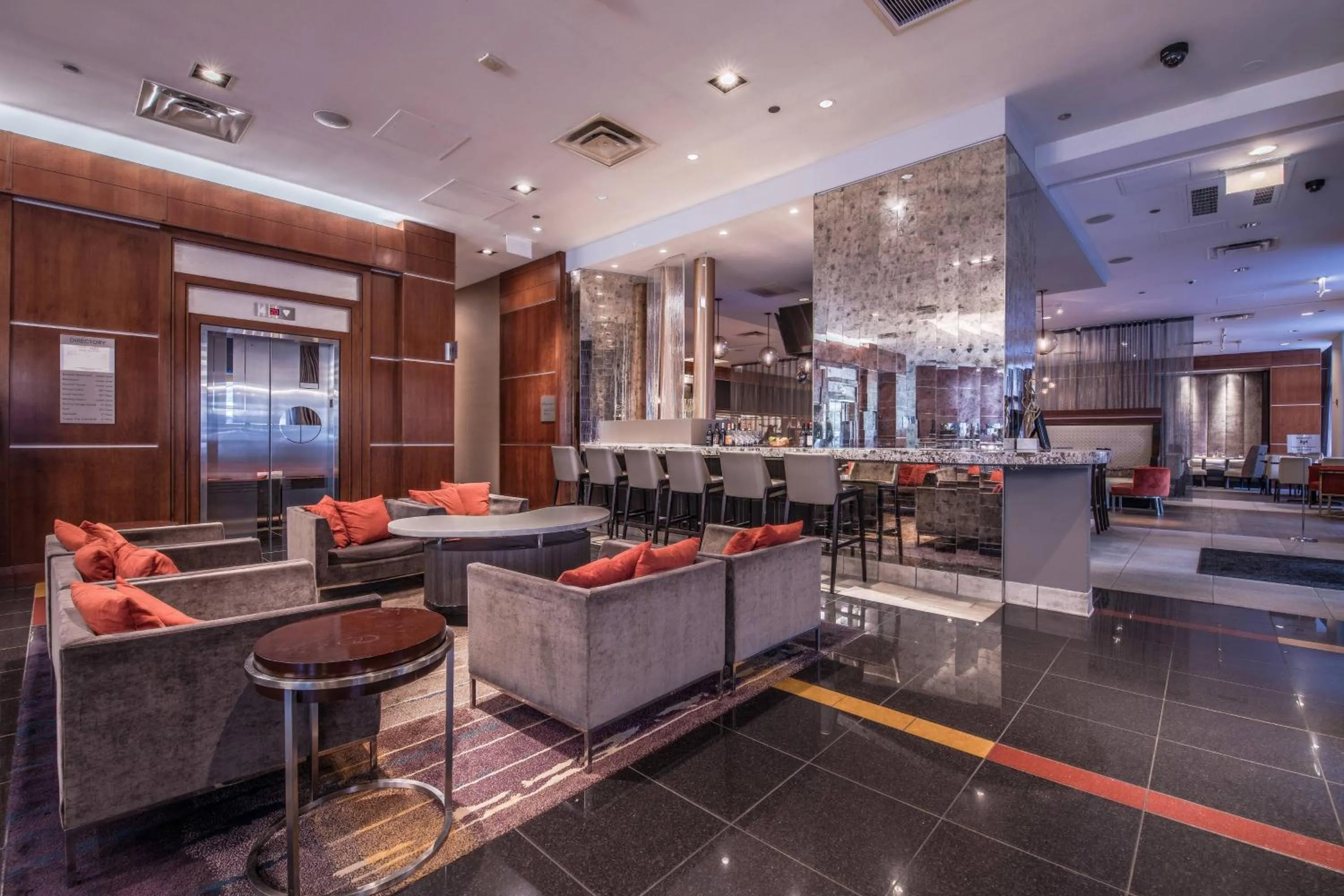 Lobby or reception in Courtyard Chicago Downtown/Magnificent Mile