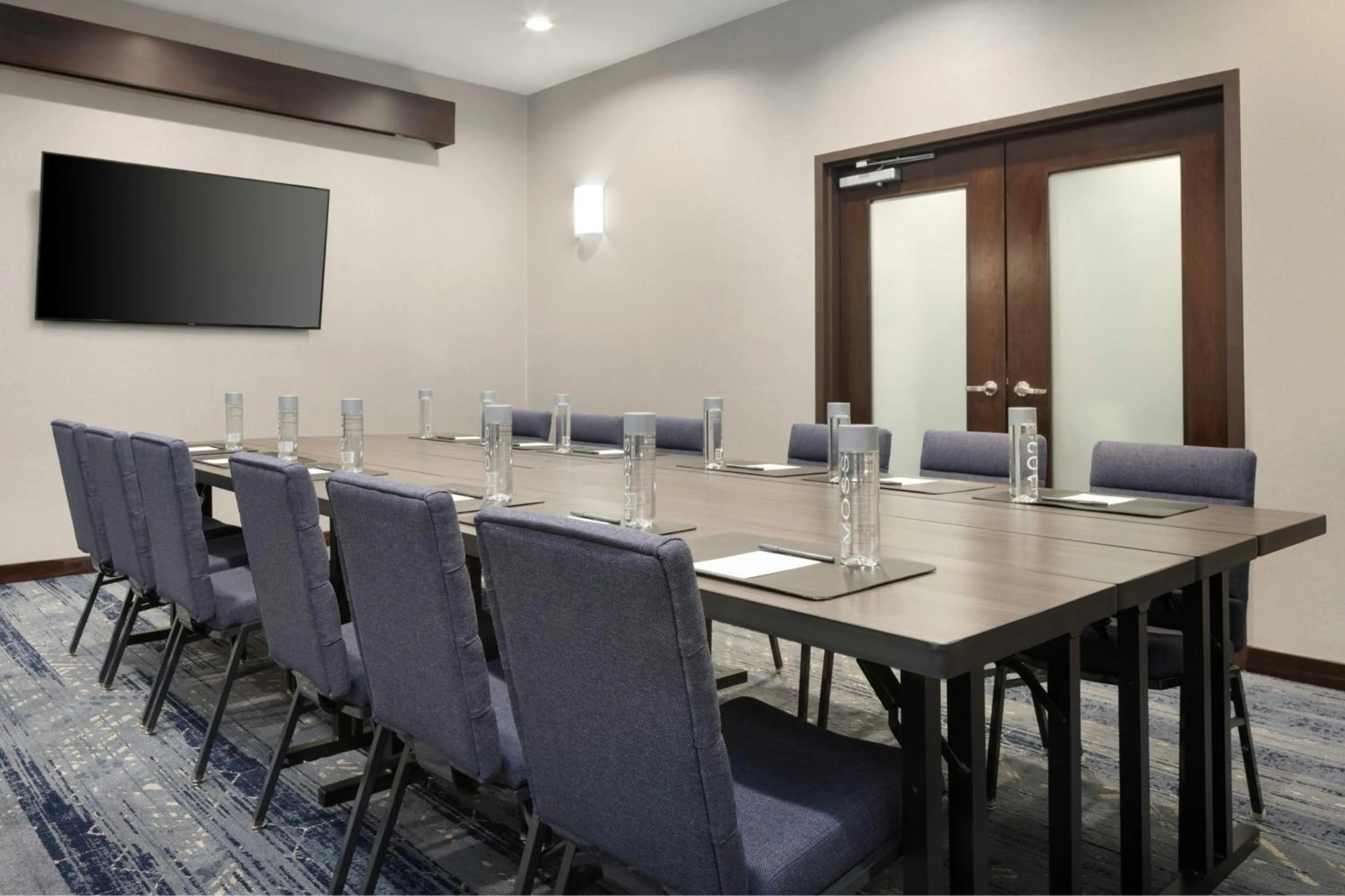 Meeting/conference room in Courtyard Chicago Downtown/Magnificent Mile