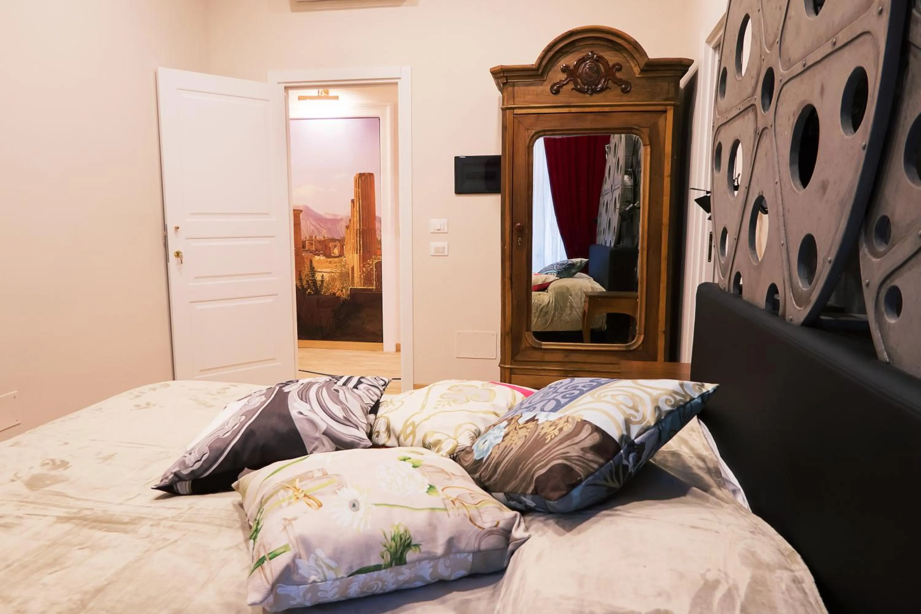 Photo of the whole room, Bed in City Soul B&B