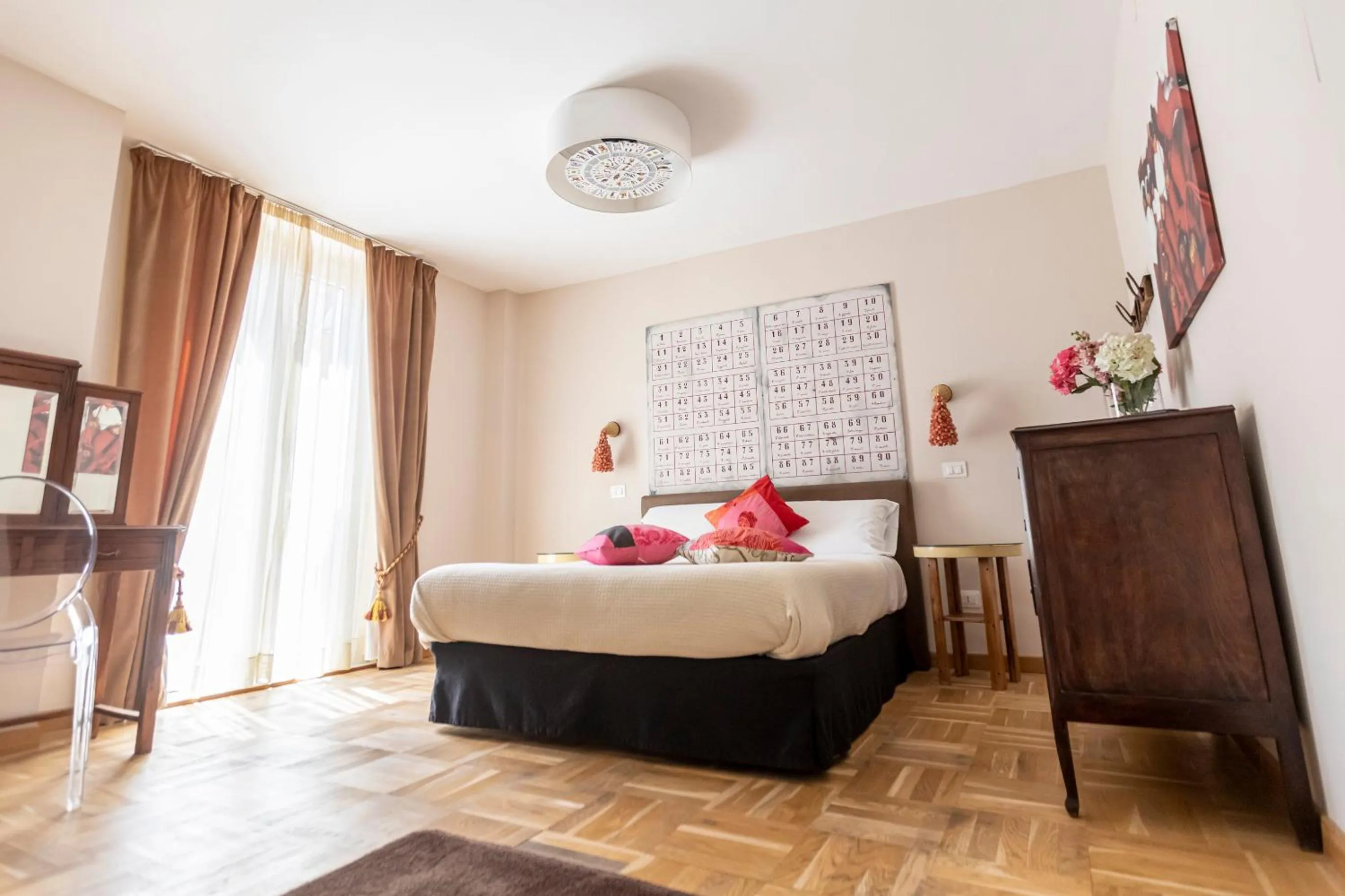 Photo of the whole room, Bed in City Soul B&B