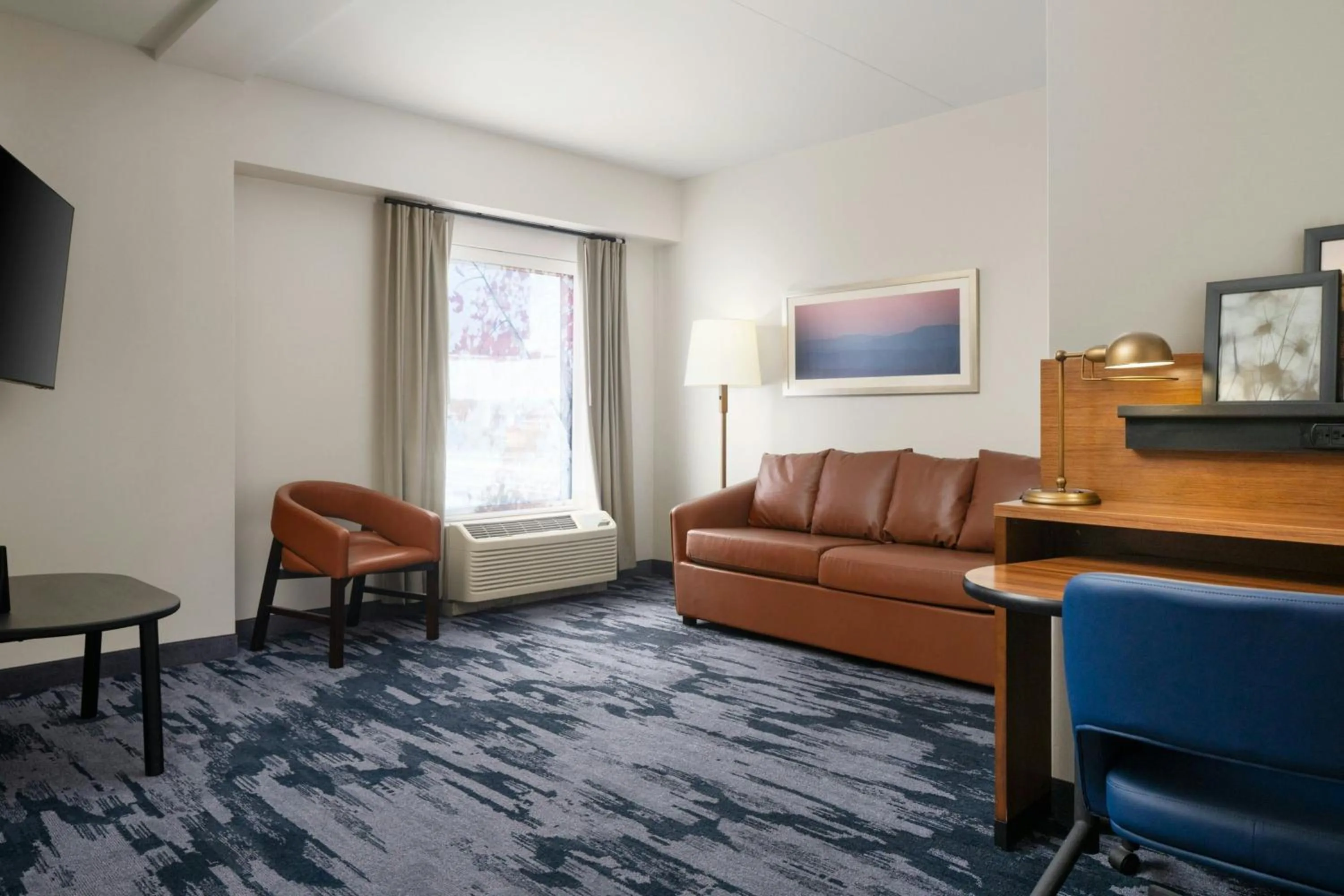 Photo of the whole room in Fairfield Inn & Suites by Marriott Newark Liberty International Airport