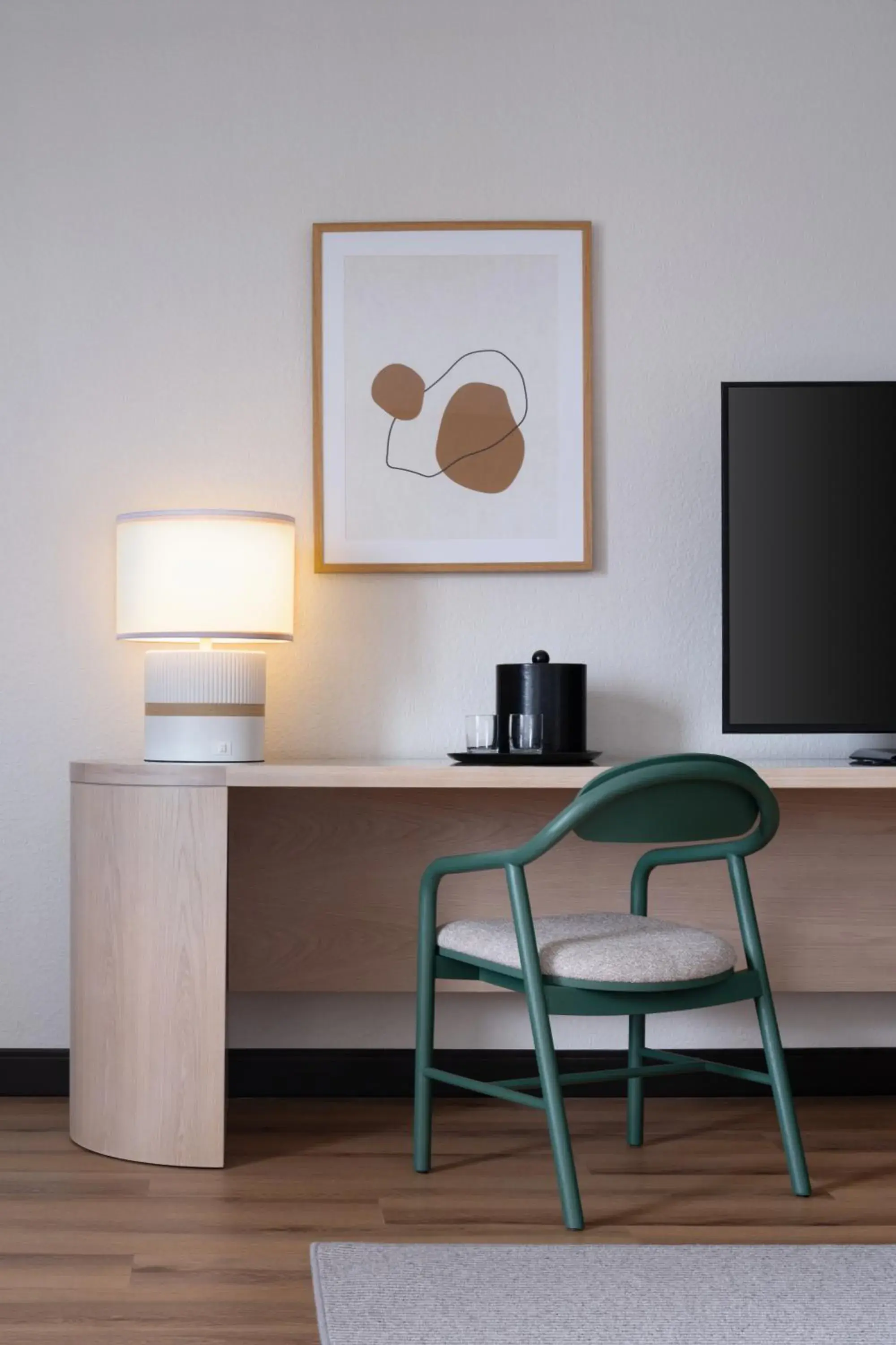 King Corner Room in Renaissance Fort Lauderdale Cruise Port Hotel King Corner Room in Renaissance Fort Lauderdale Cruise Port Hotel