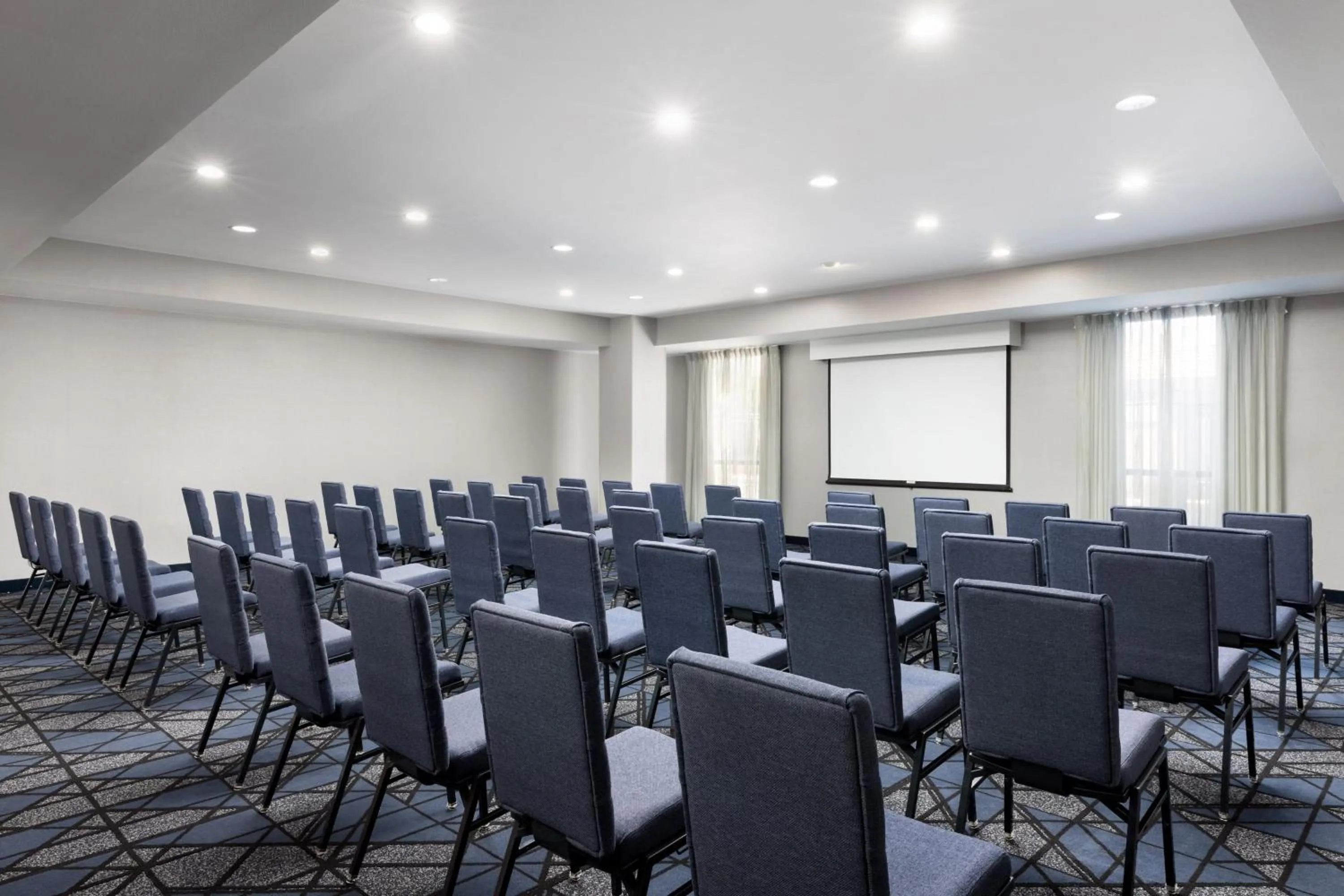 Meeting/conference room in Courtyard By Marriott Las Vegas Stadium Area