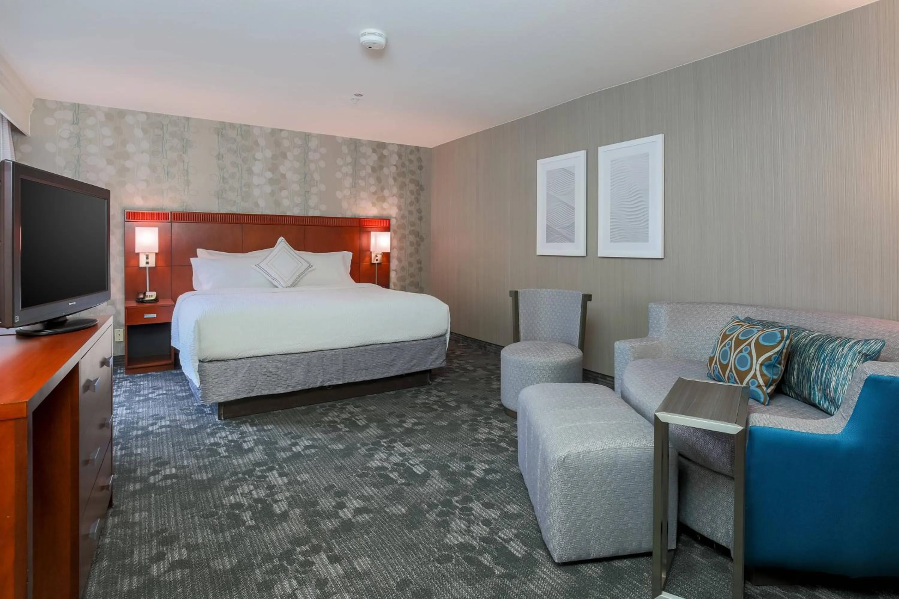 Bedroom, Bed in Courtyard By Marriott Las Vegas Stadium Area