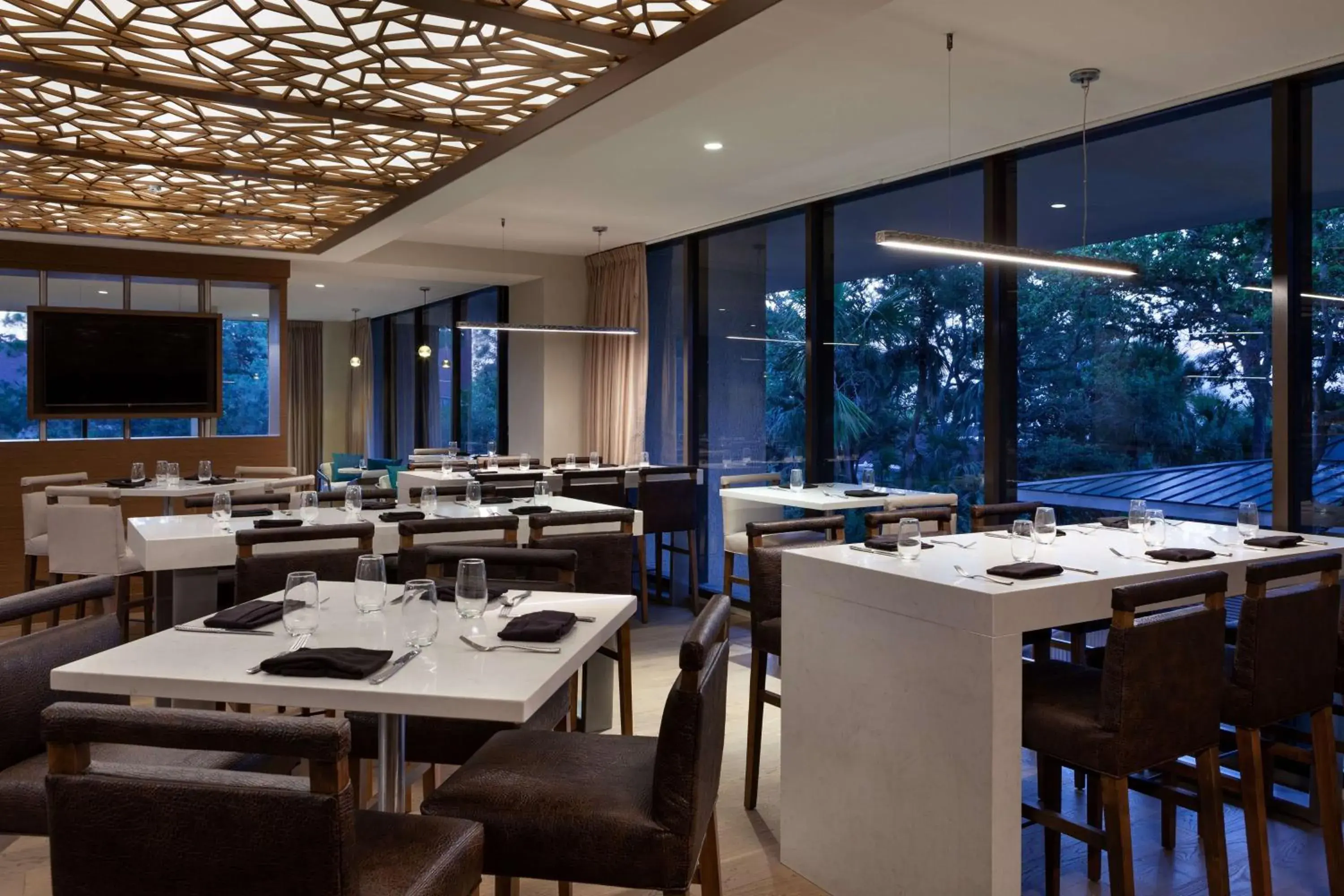 Restaurant/places to eat in Hilton Beachfront Resort & Spa Hilton Head Island Restaurant/places to eat in Hilton Beachfront Resort & Spa Hilton Head Island