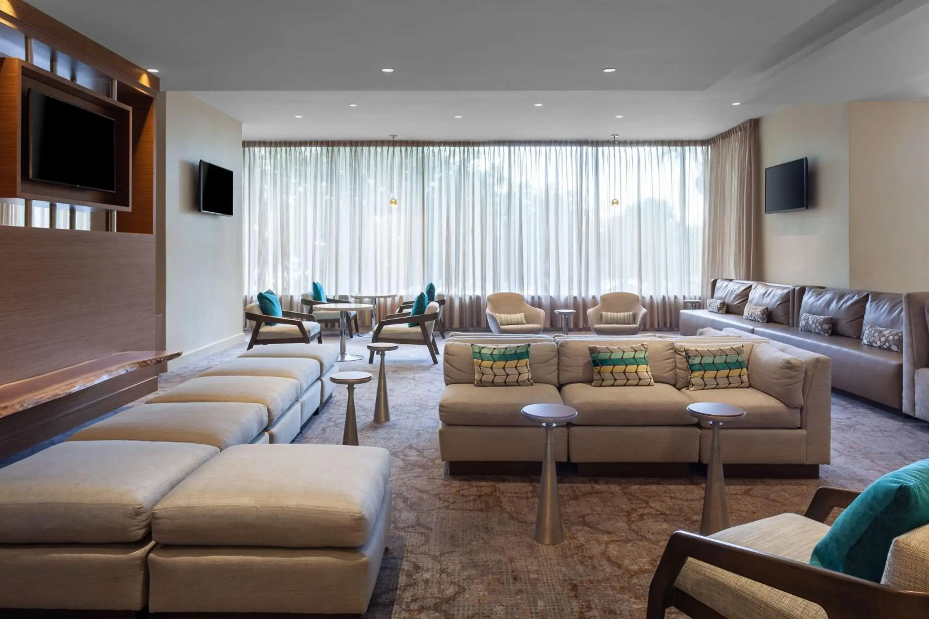 Restaurant/places to eat in Hilton Beachfront Resort & Spa Hilton Head Island Restaurant/places to eat in Hilton Beachfront Resort & Spa Hilton Head Island