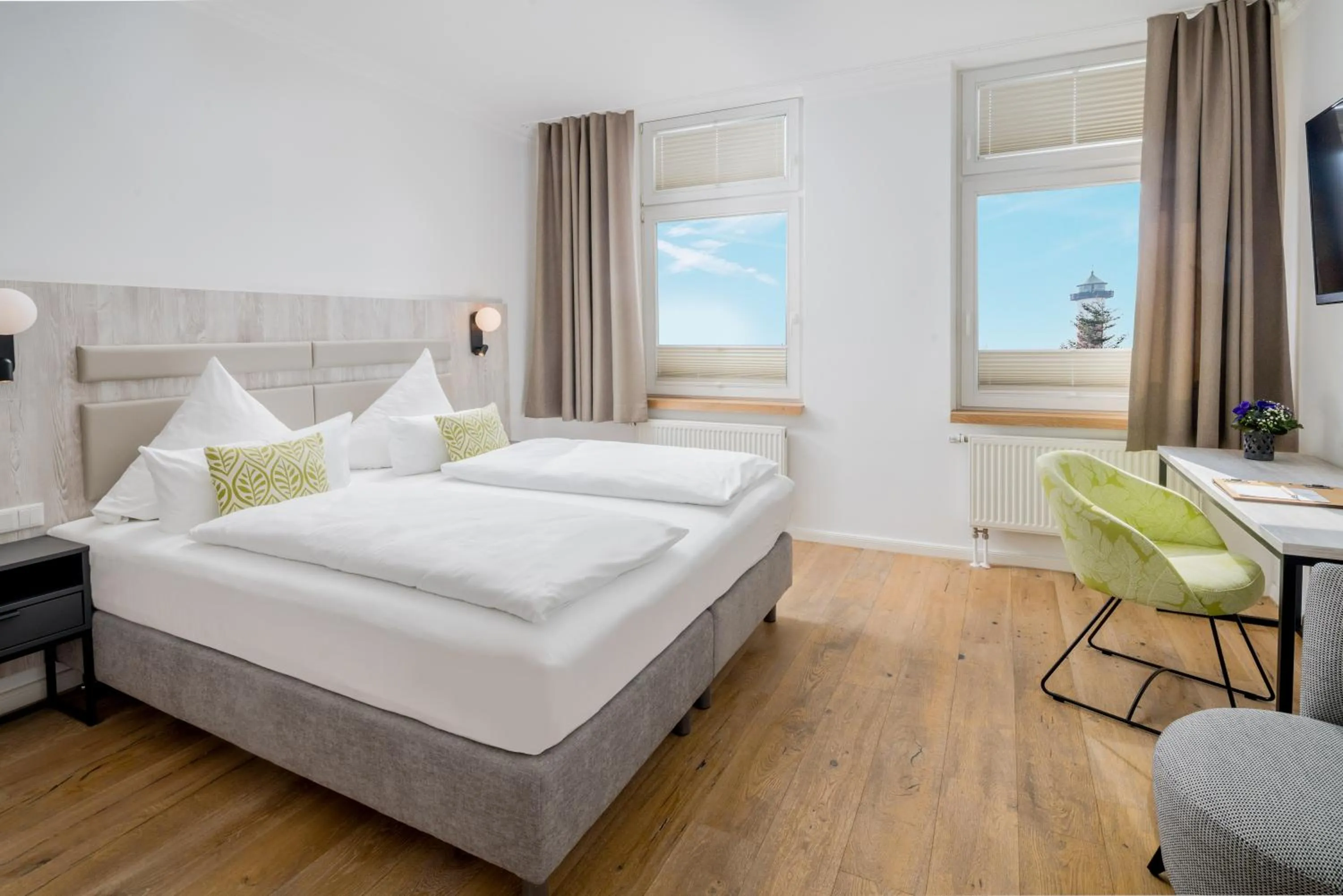 Bedroom, Bed in Parkhotel Wangerooge