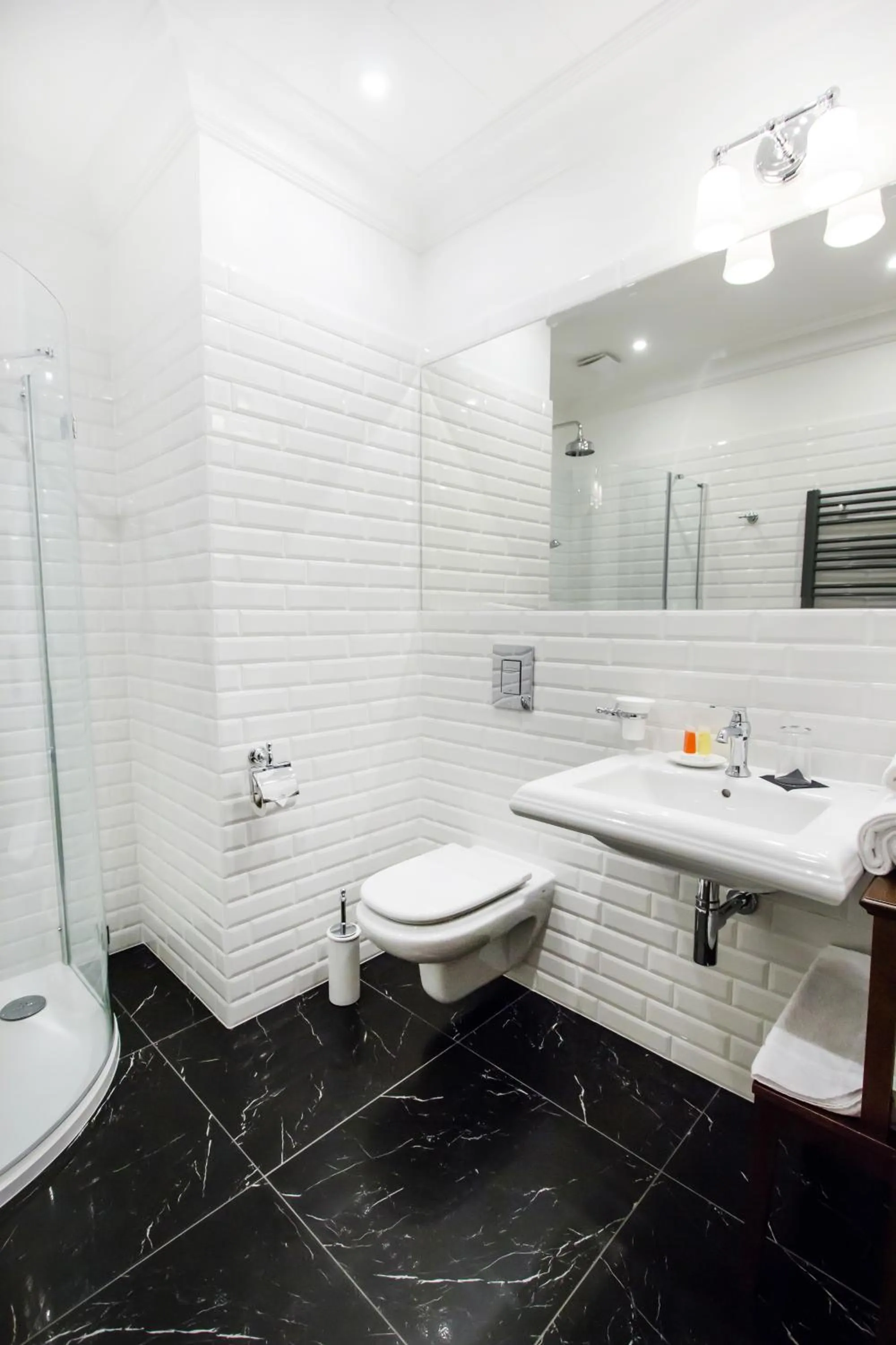 Bathroom in HG Hotel