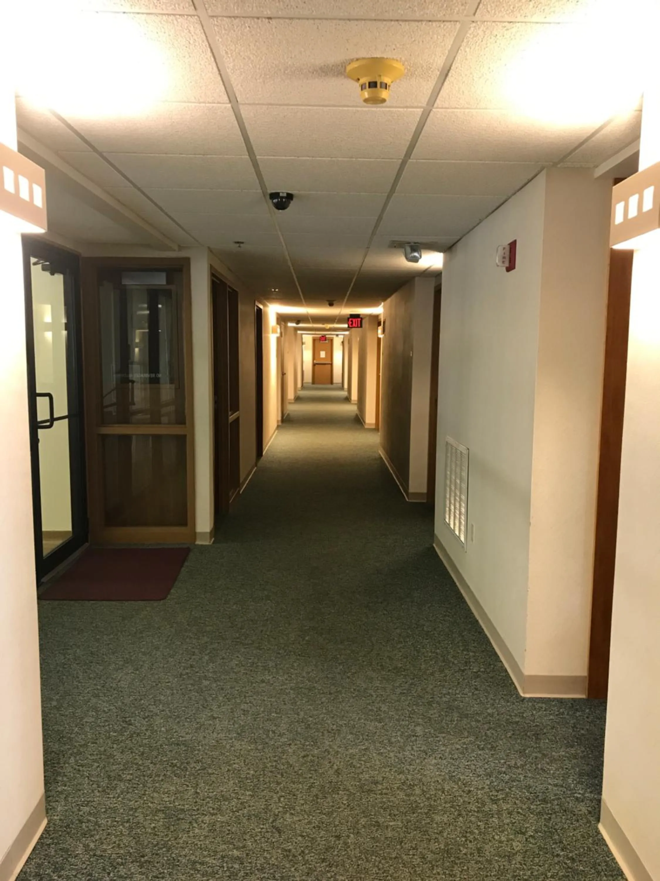 Econo Lodge Inn & Suites Oconto