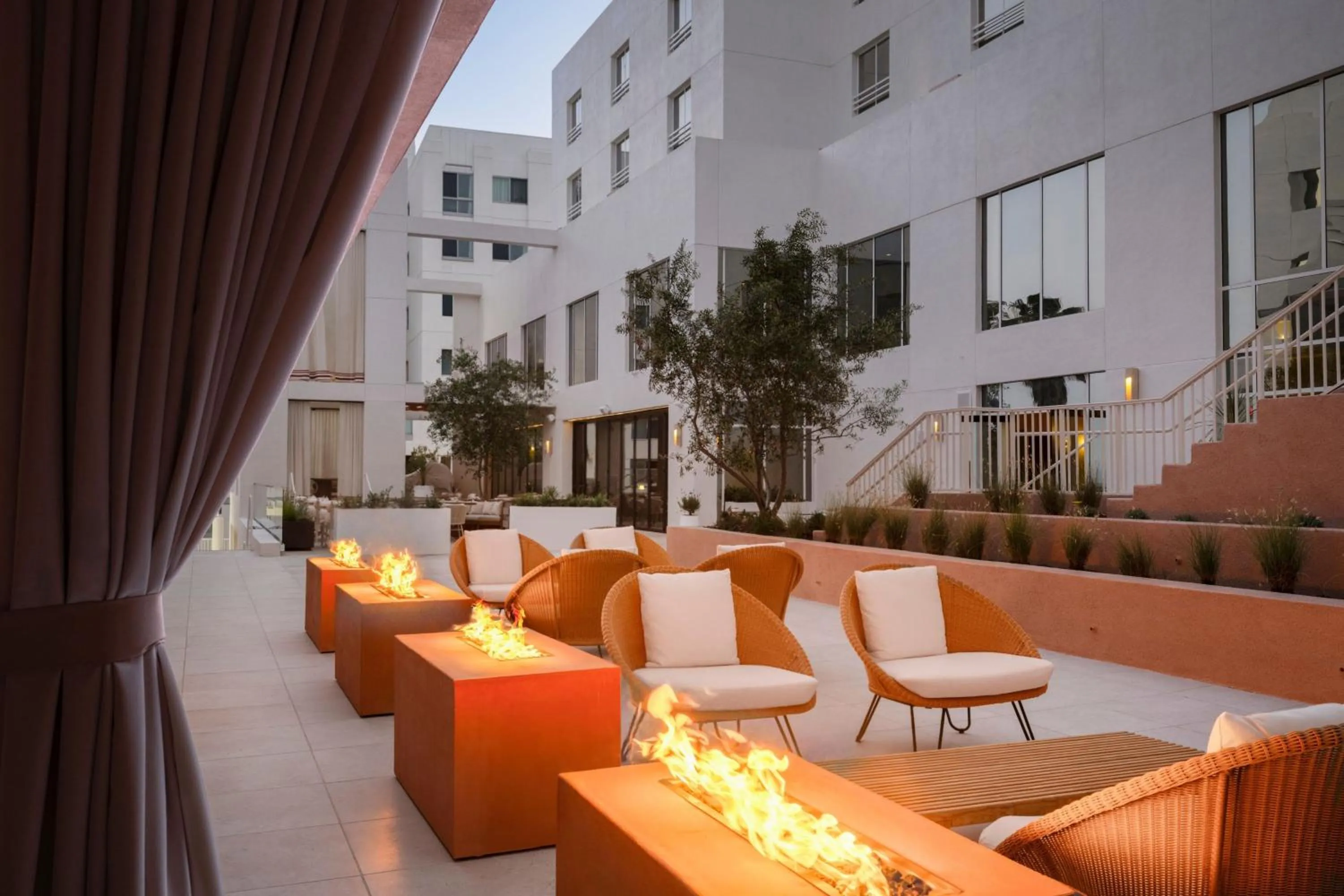 Other in Sandbourne Santa Monica, Autograph Collection