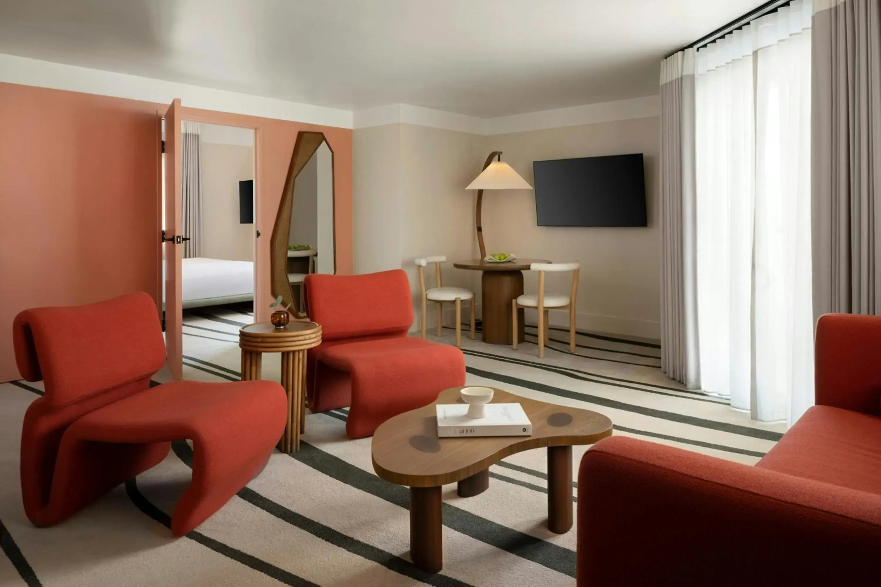 Living room, Bed in Sandbourne Santa Monica, Autograph Collection Living room, Bed in Sandbourne Santa Monica, Autograph Collection