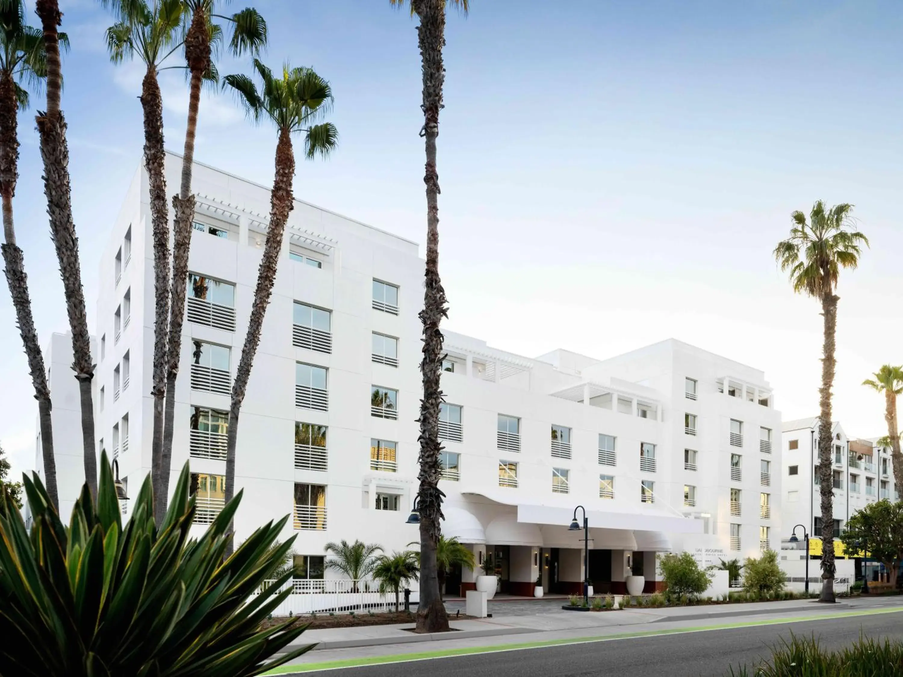 Property building in Sandbourne Santa Monica, Autograph Collection Property building in Sandbourne Santa Monica, Autograph Collection