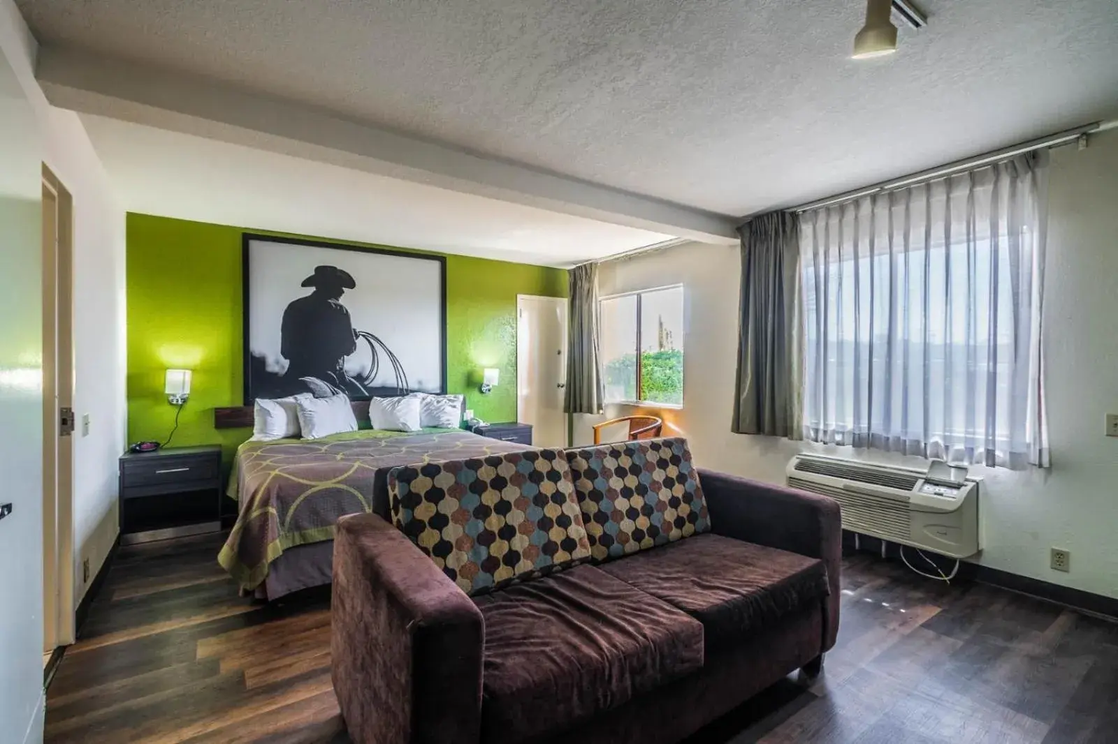 Bed in Super 8 by Wyndham El Paso Airport Bed in Super 8 by Wyndham El Paso Airport