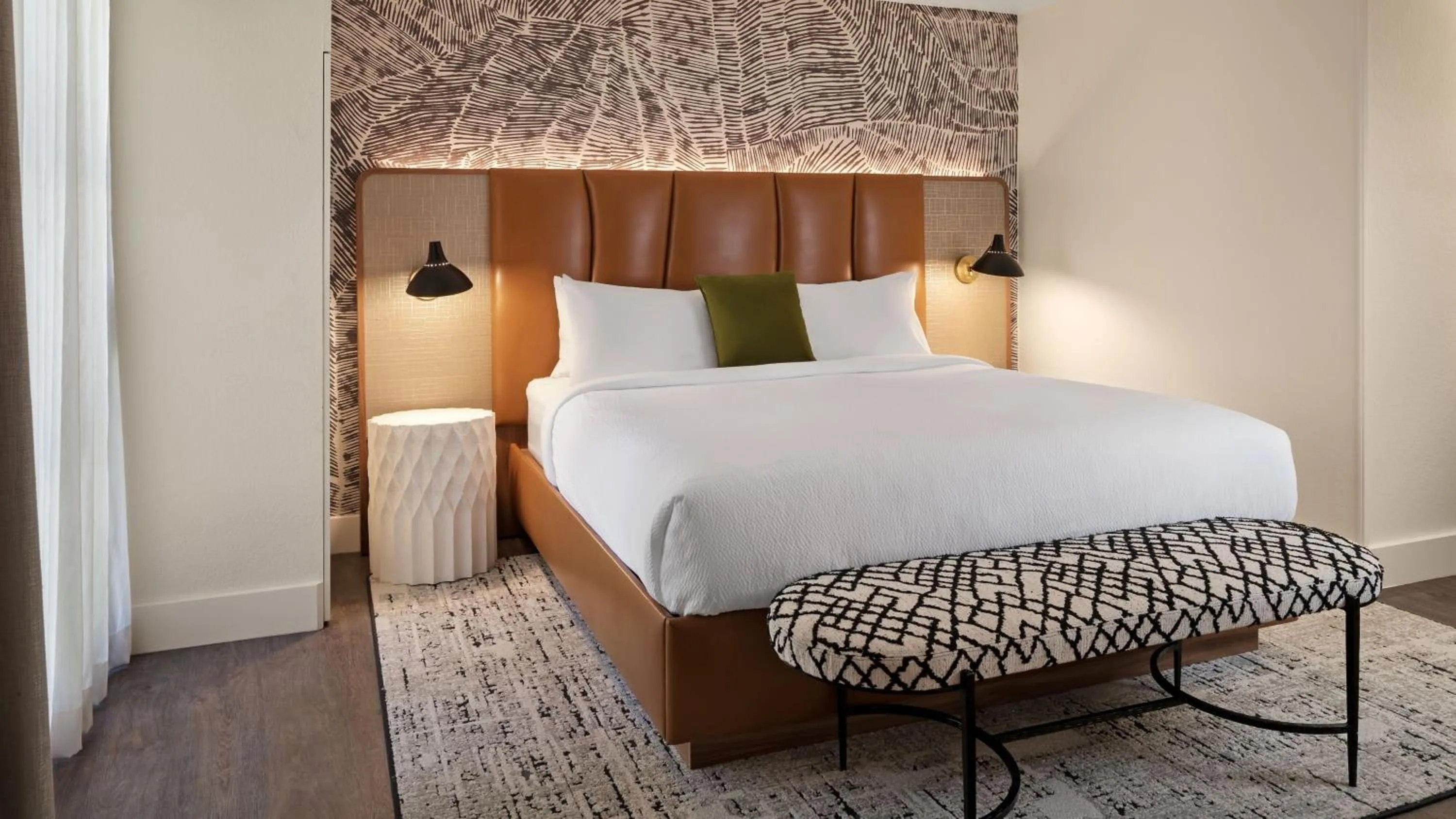 Bed in Burton House, Beverly Hills, A Tribute Portfolio Hotel