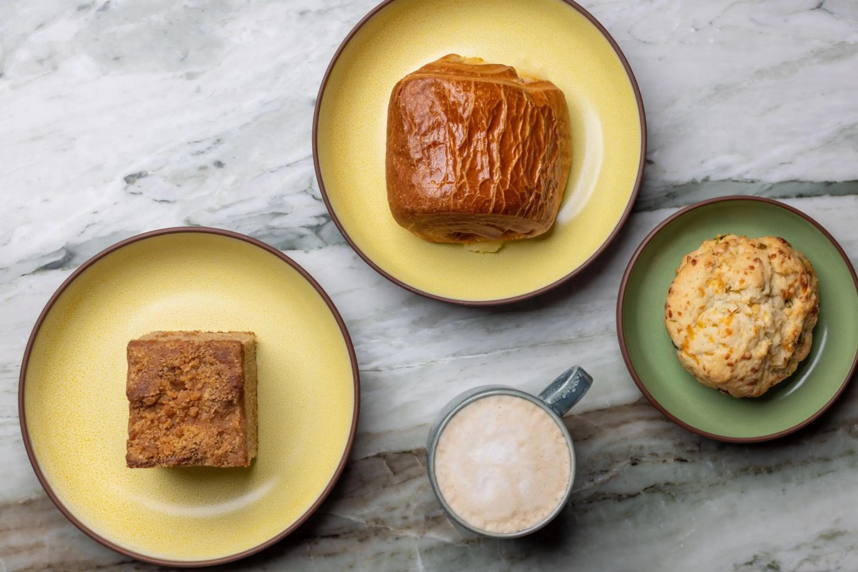 Lounge or bar in Burton House, Beverly Hills, A Tribute Portfolio Hotel