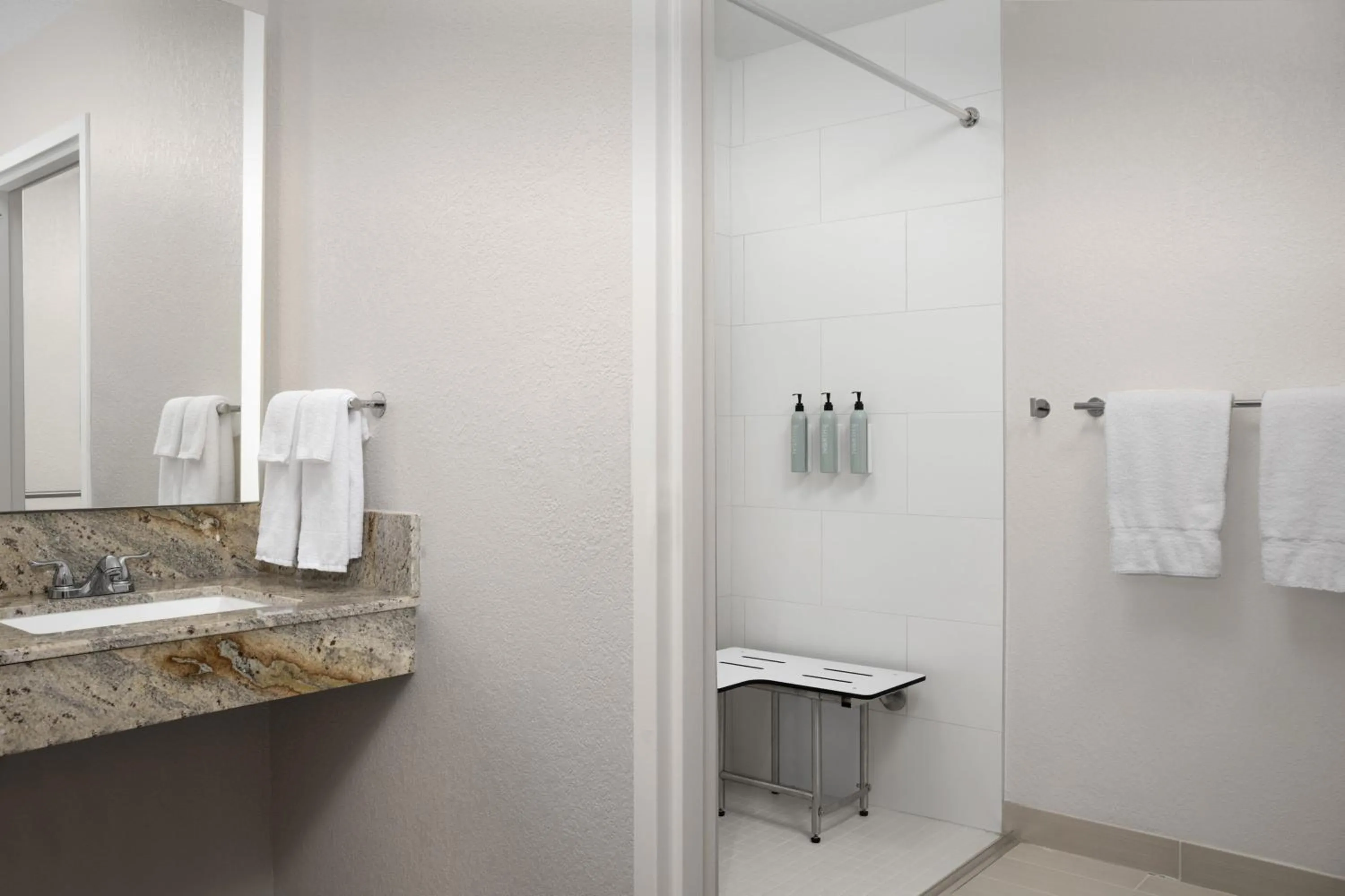 Bathroom in Courtyard by Marriott Orlando East/UCF Area