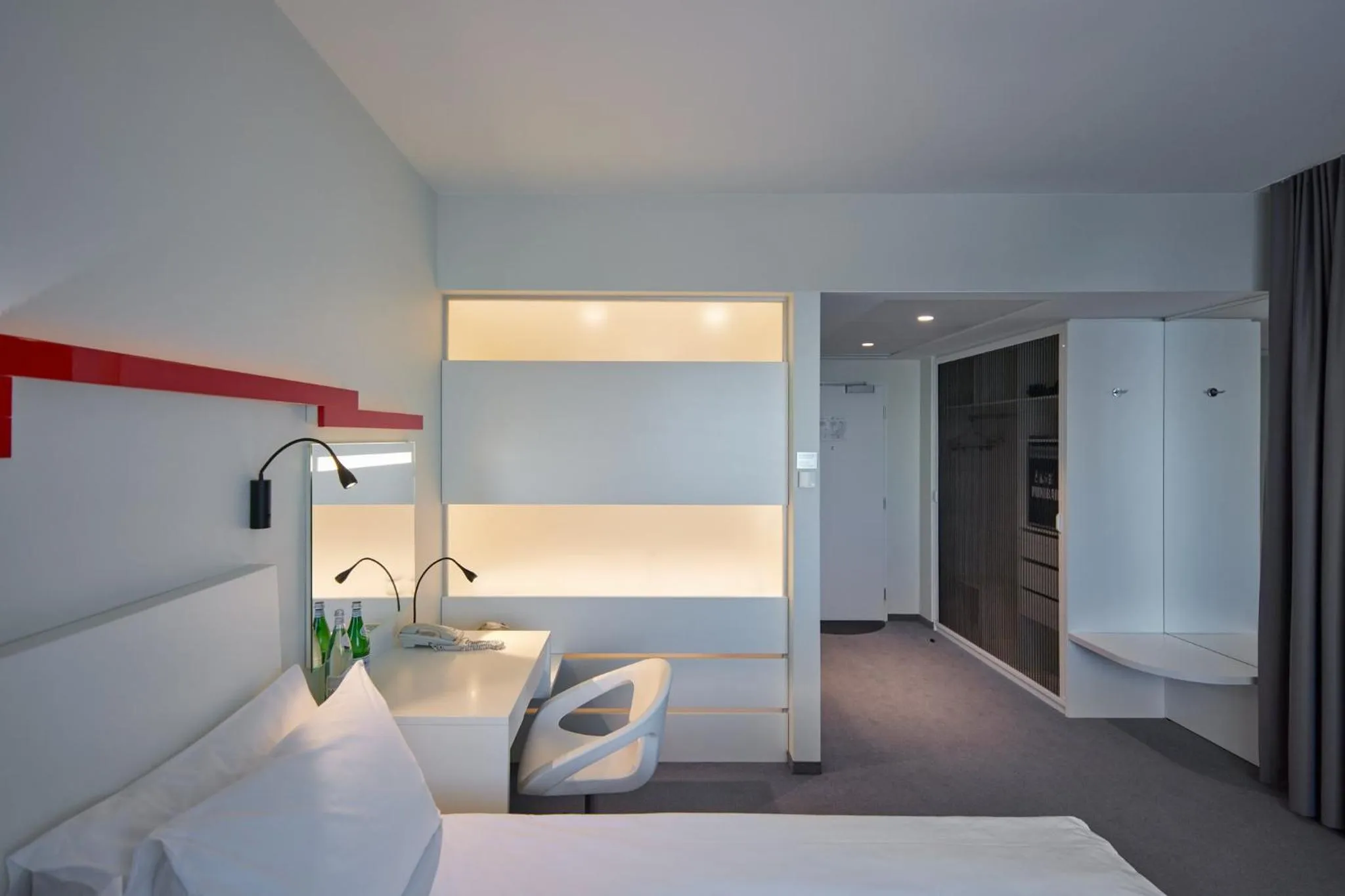 Photo of the whole room, Bed in Holiday Inn Vilnius by IHG