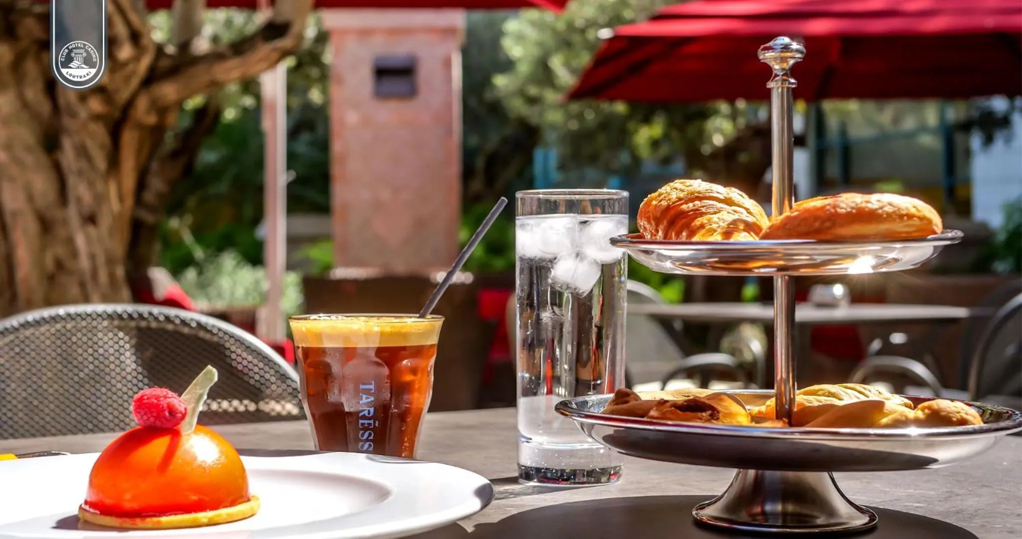 Patio in Club Hotel Casino Loutraki