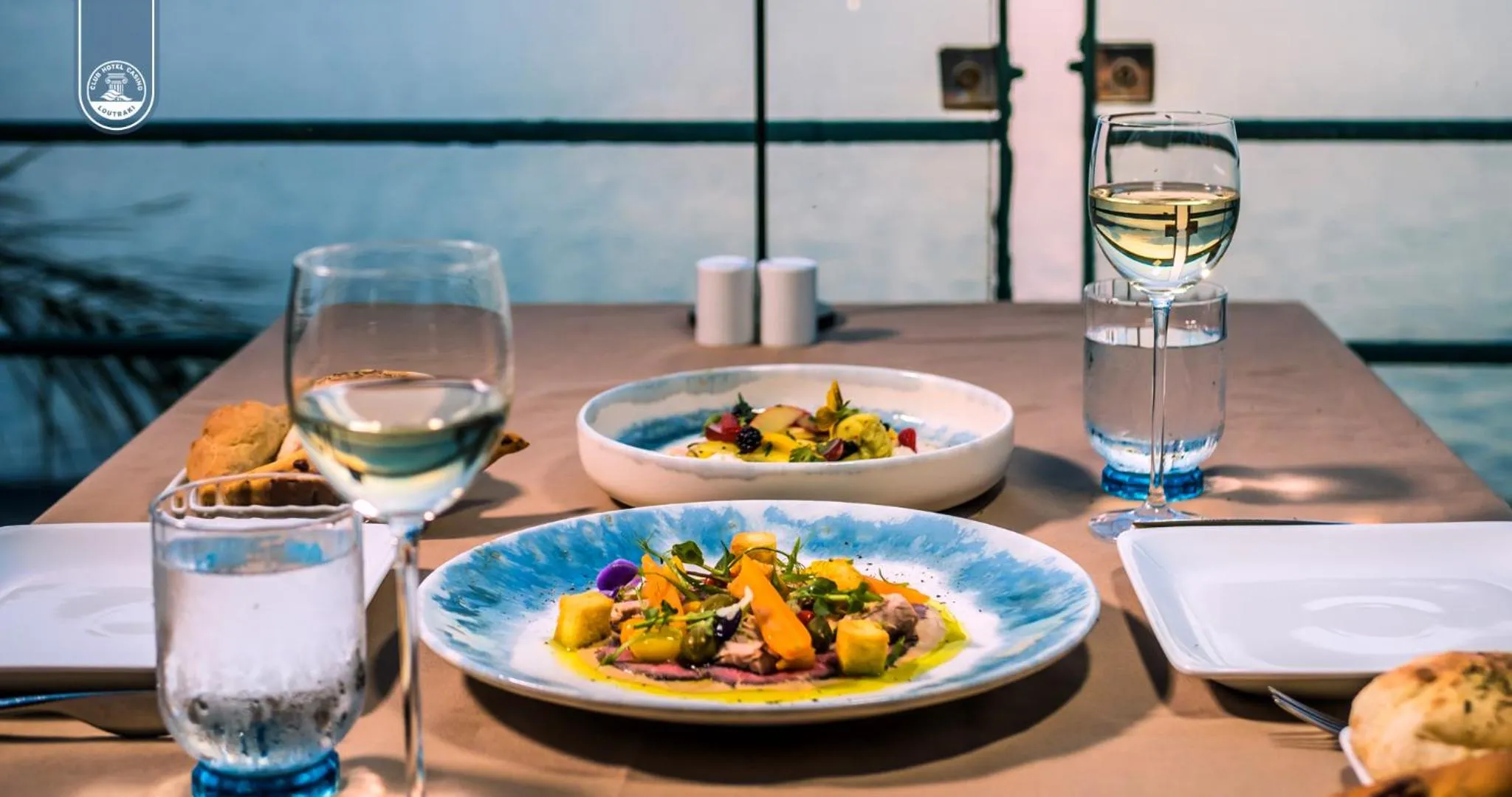 Restaurant/places to eat in Club Hotel Casino Loutraki