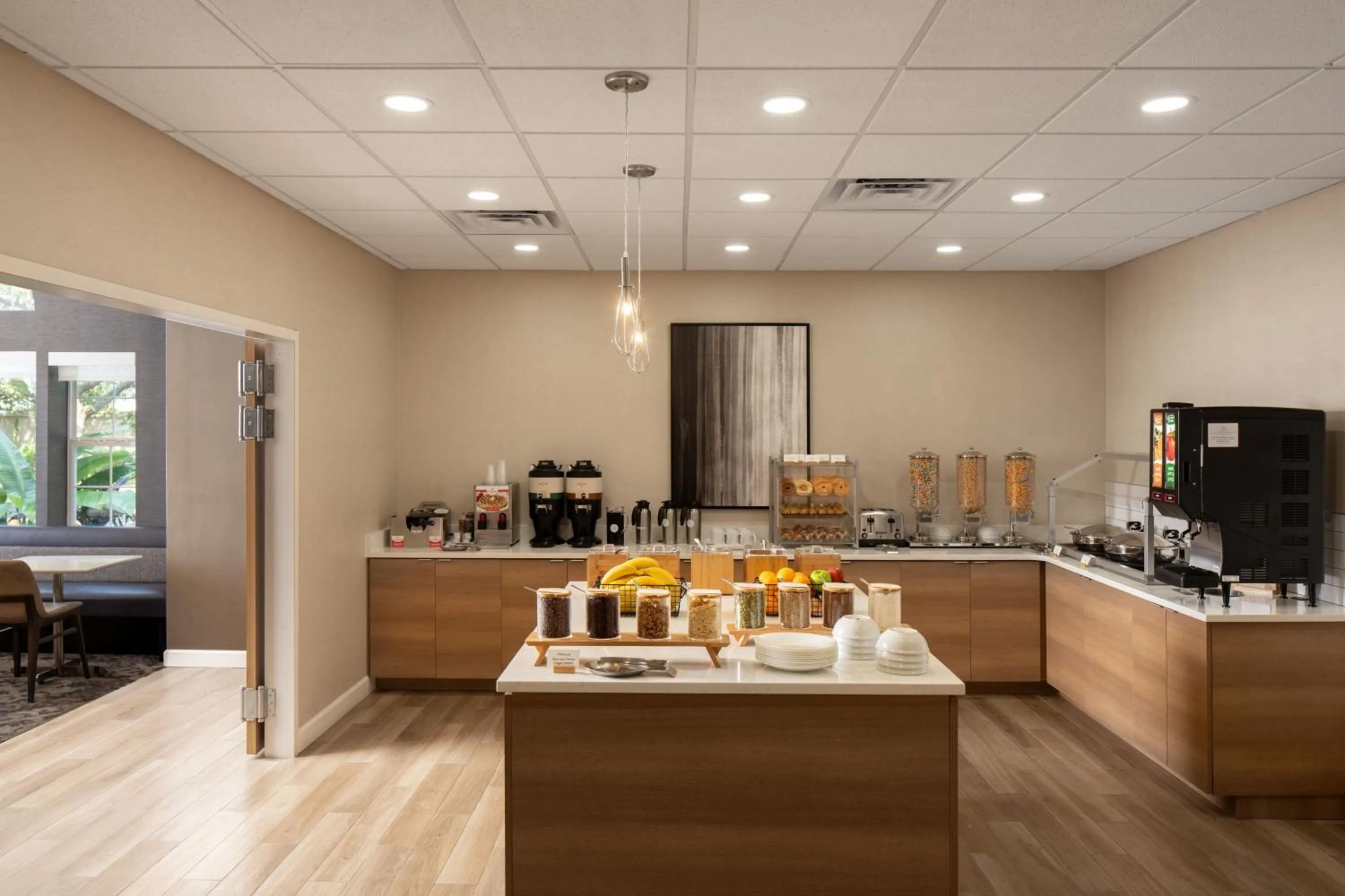 Breakfast in Residence Inn by Marriott Orlando East/UCF Area