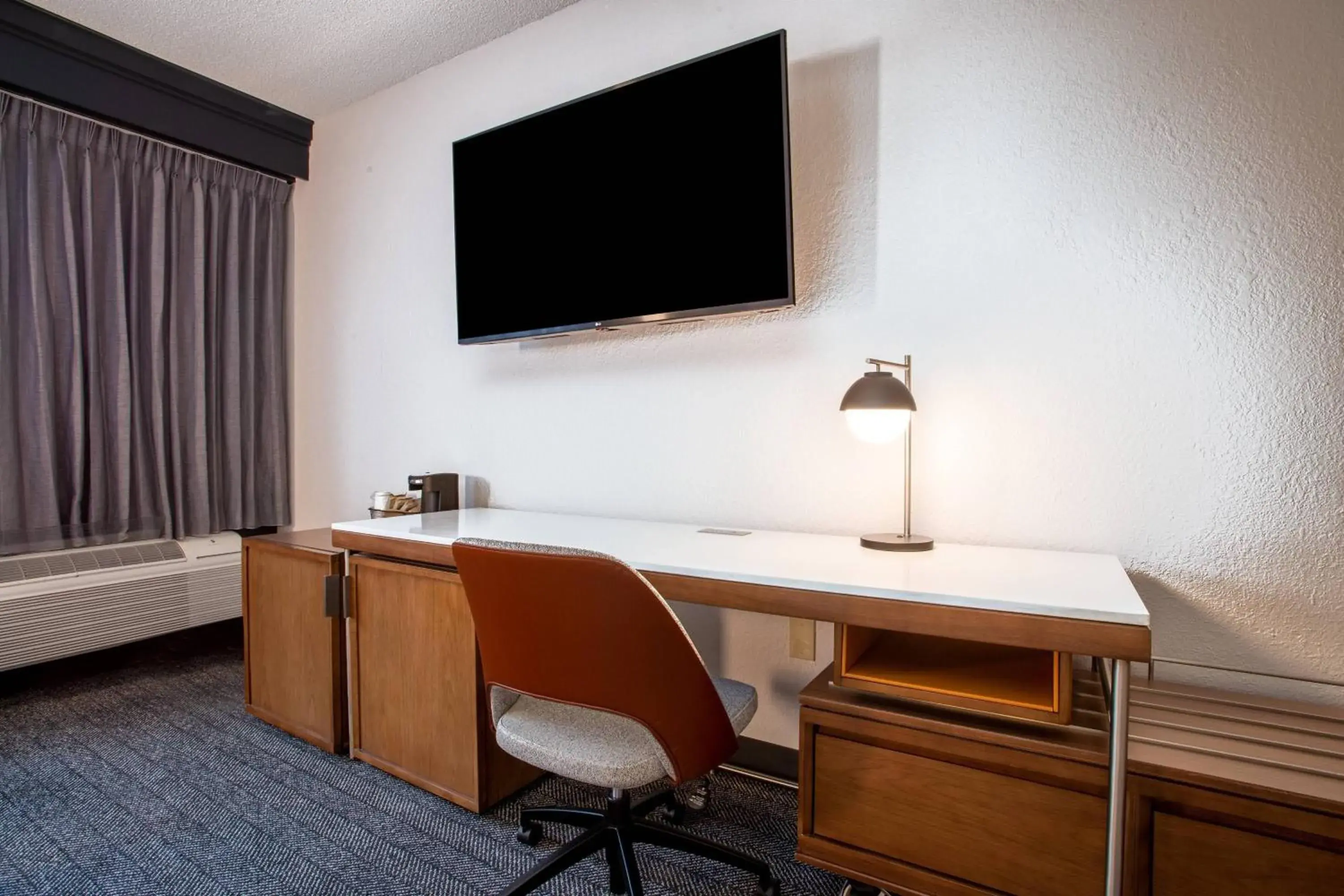 Queen Room with Two Queen Beds - Non-Smoking in Courtyard Orlando Altamonte Springs Maitland Queen Room with Two Queen Beds - Non-Smoking in Courtyard Orlando Altamonte Springs Maitland