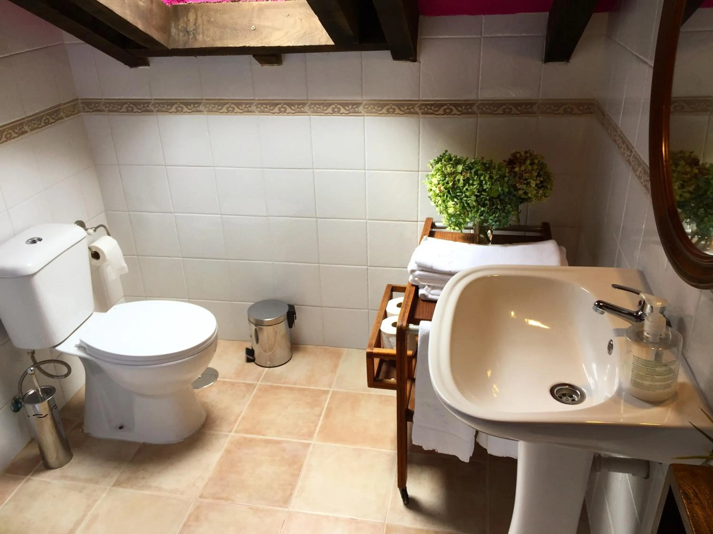 Bathroom in La Casona de Rudagüera