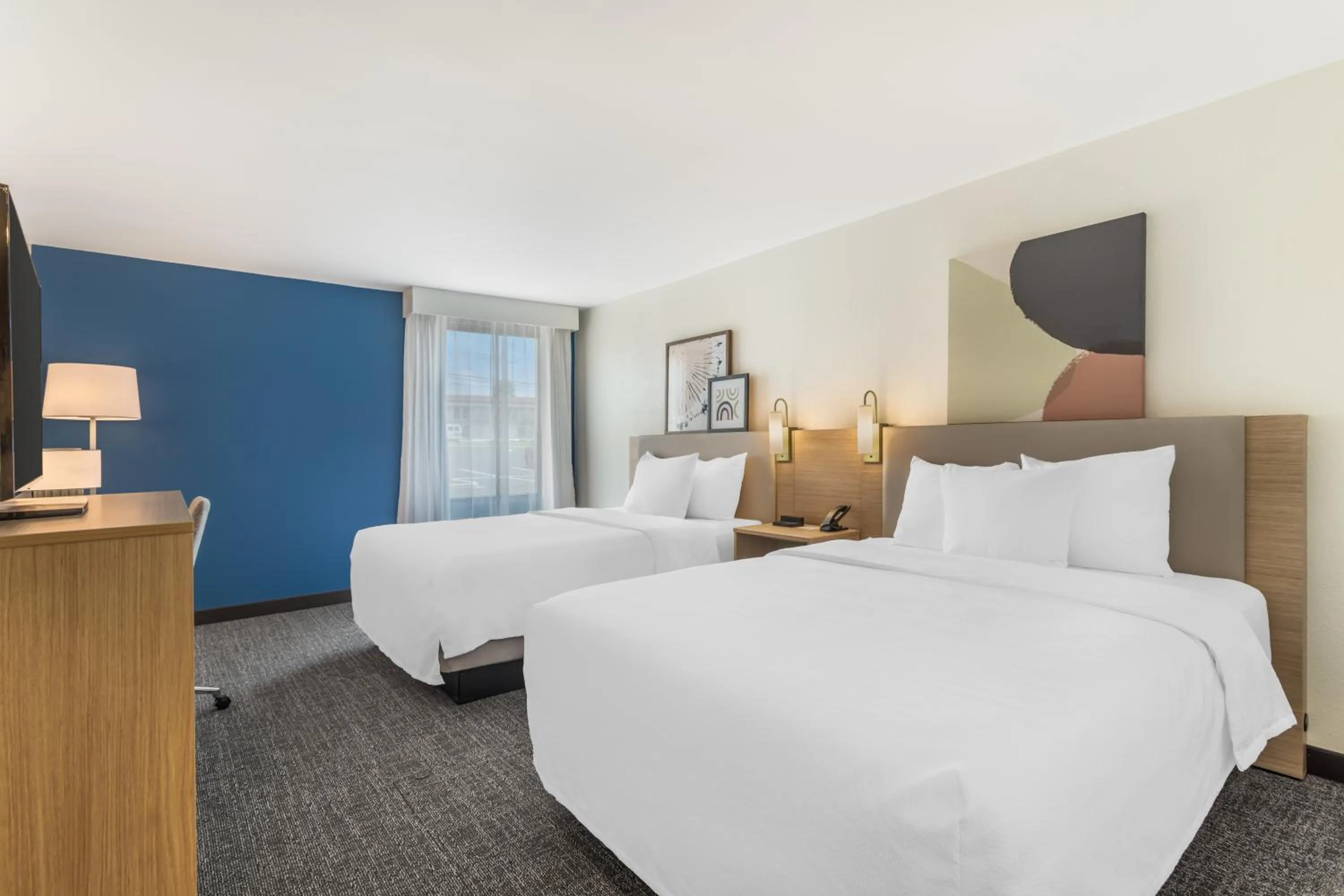 Bed in Spark by Hilton Knoxville North I-75