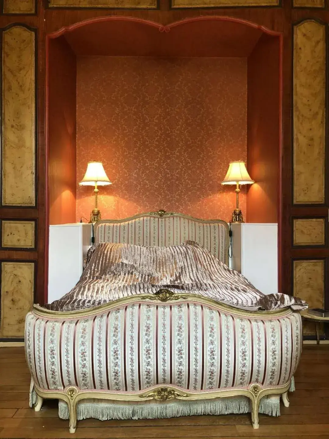 Double Room with Private Bathroom in Chateau de la Grand'Maison Double Room with Private Bathroom in Chateau de la Grand'Maison