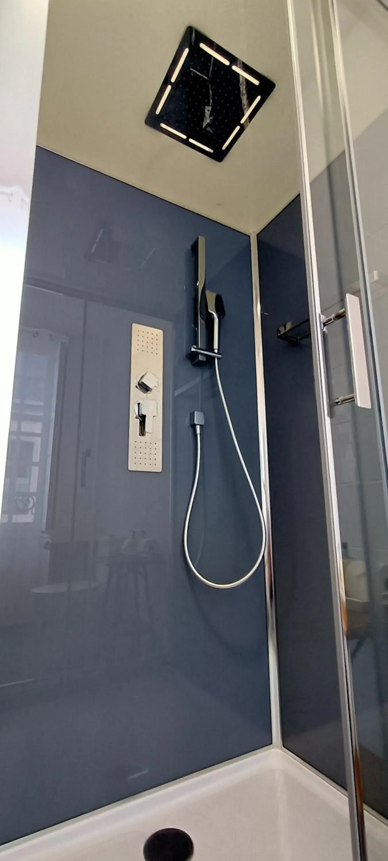 Double Room in Chateau de la Grand'Maison Double Room in Chateau de la Grand'Maison