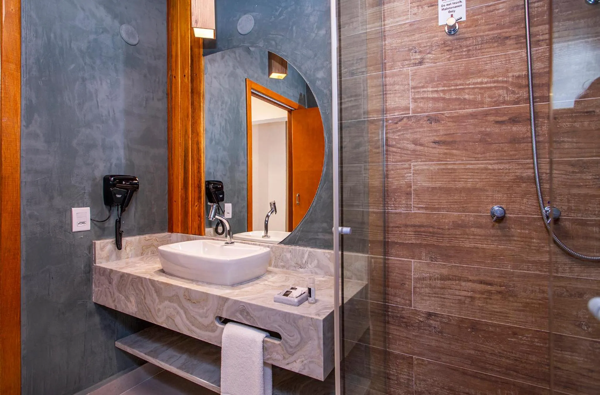 Bathroom in Hotel Praia do Portinho