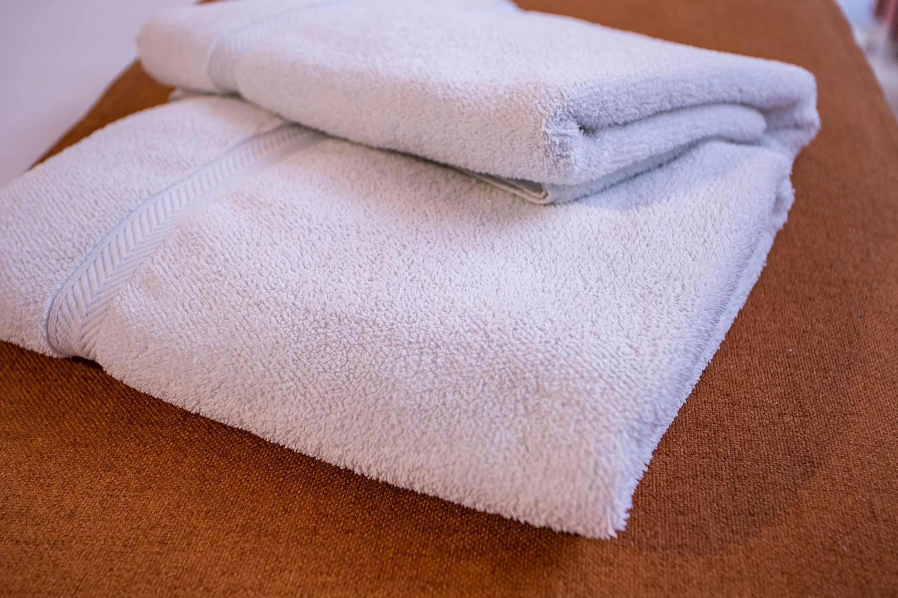 towels, Bed in Hotel Praia do Portinho