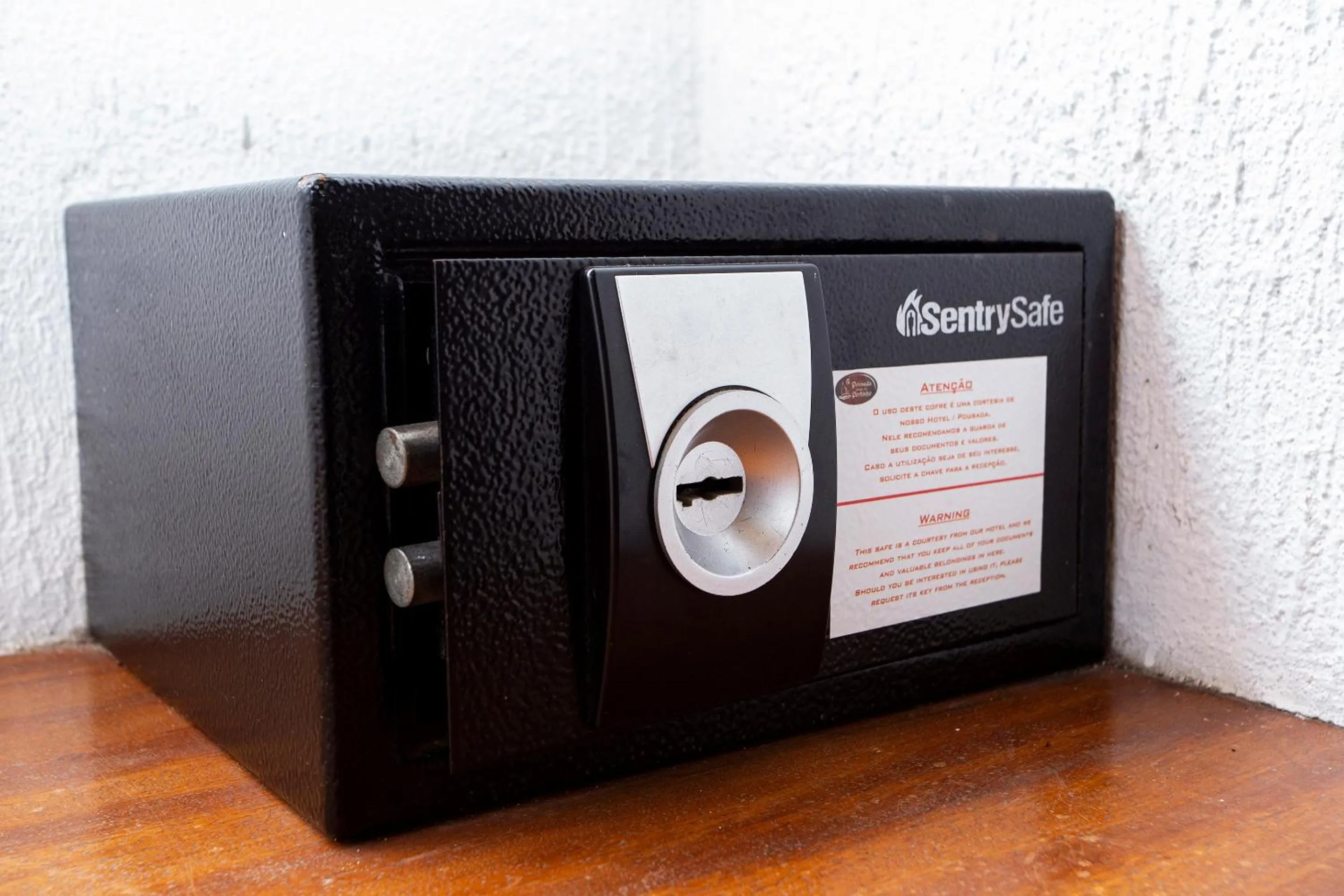 safe in Hotel Praia do Portinho