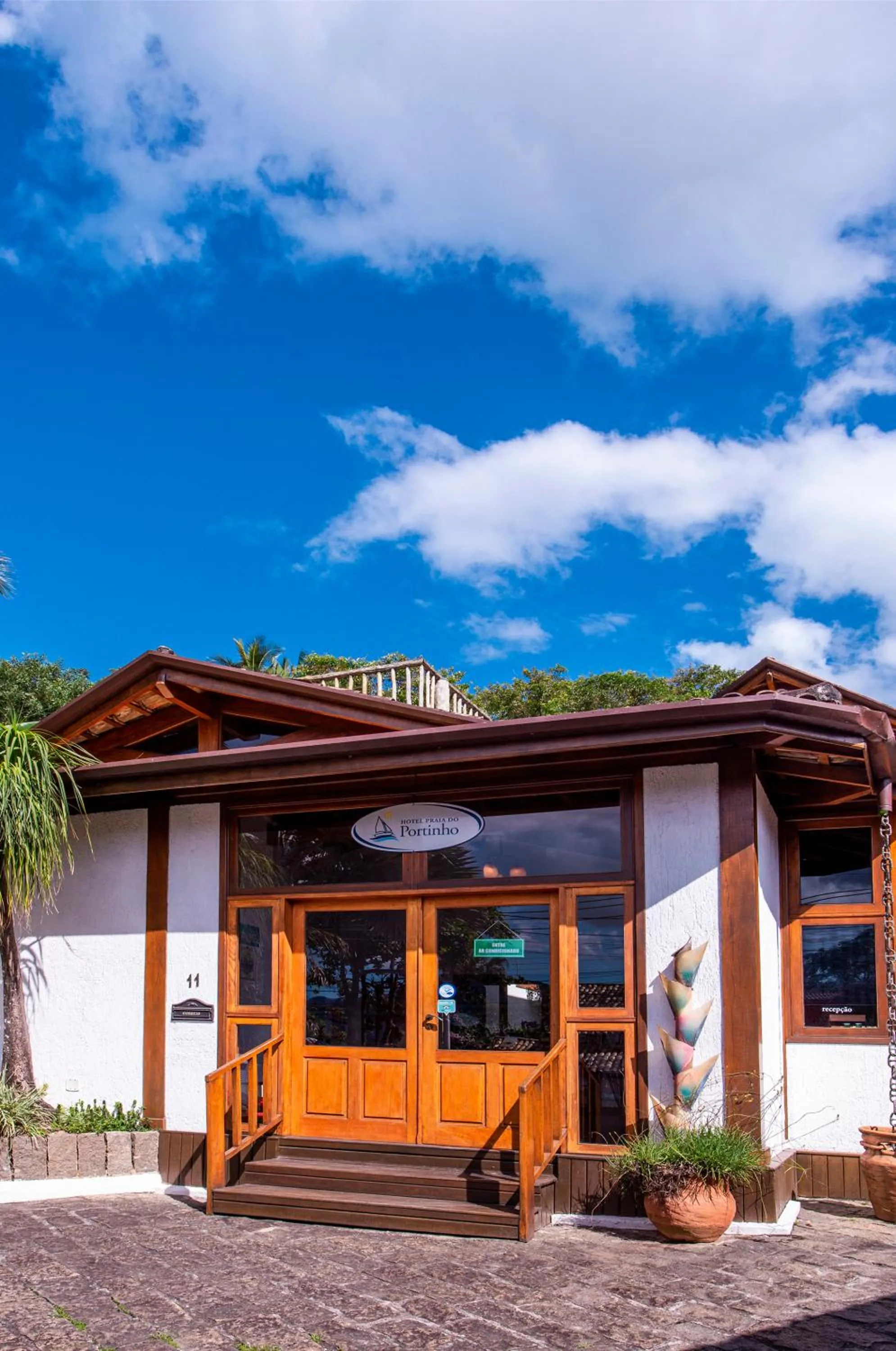 Property building in Hotel Praia do Portinho