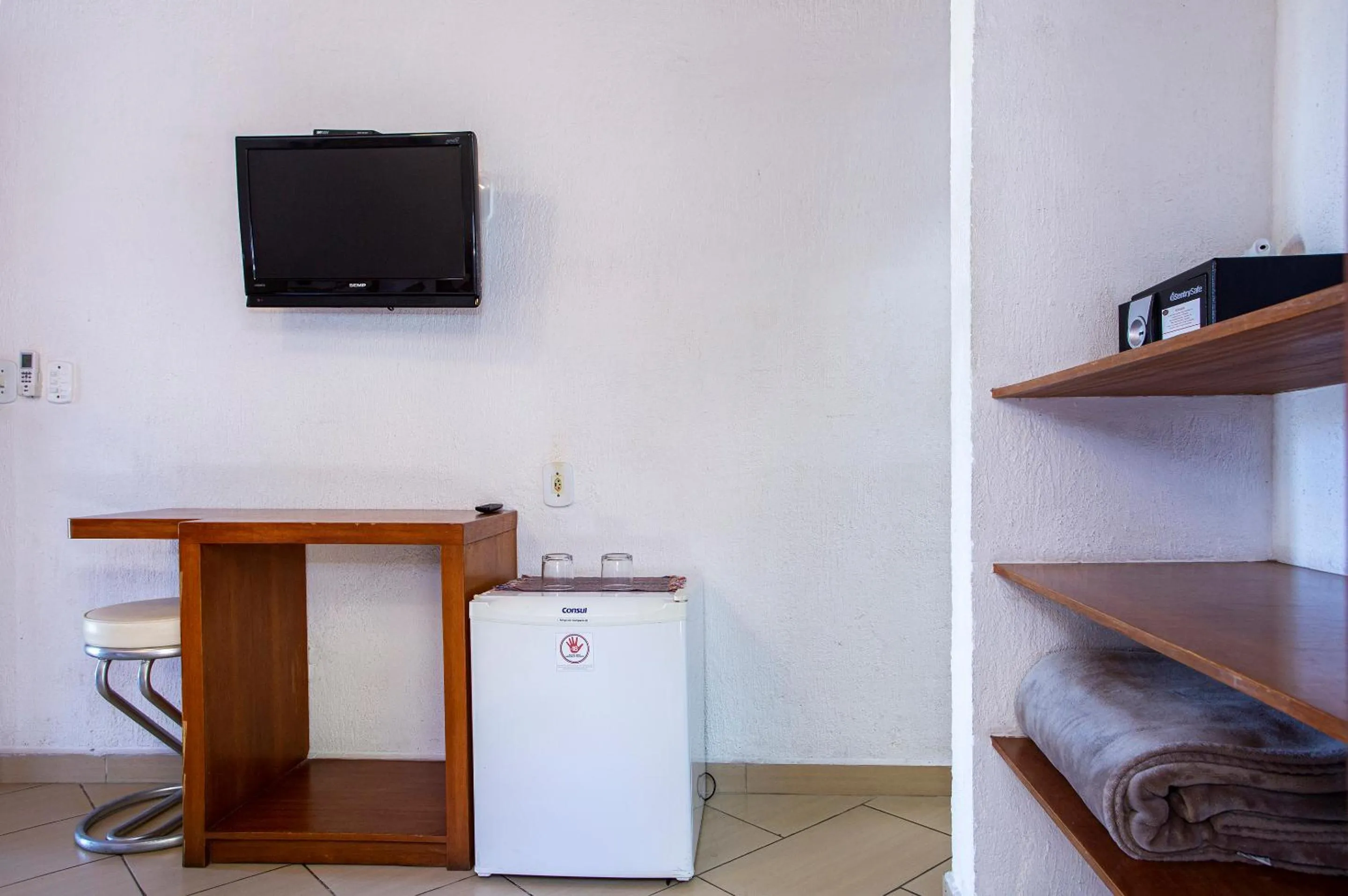 minibar in Hotel Praia do Portinho