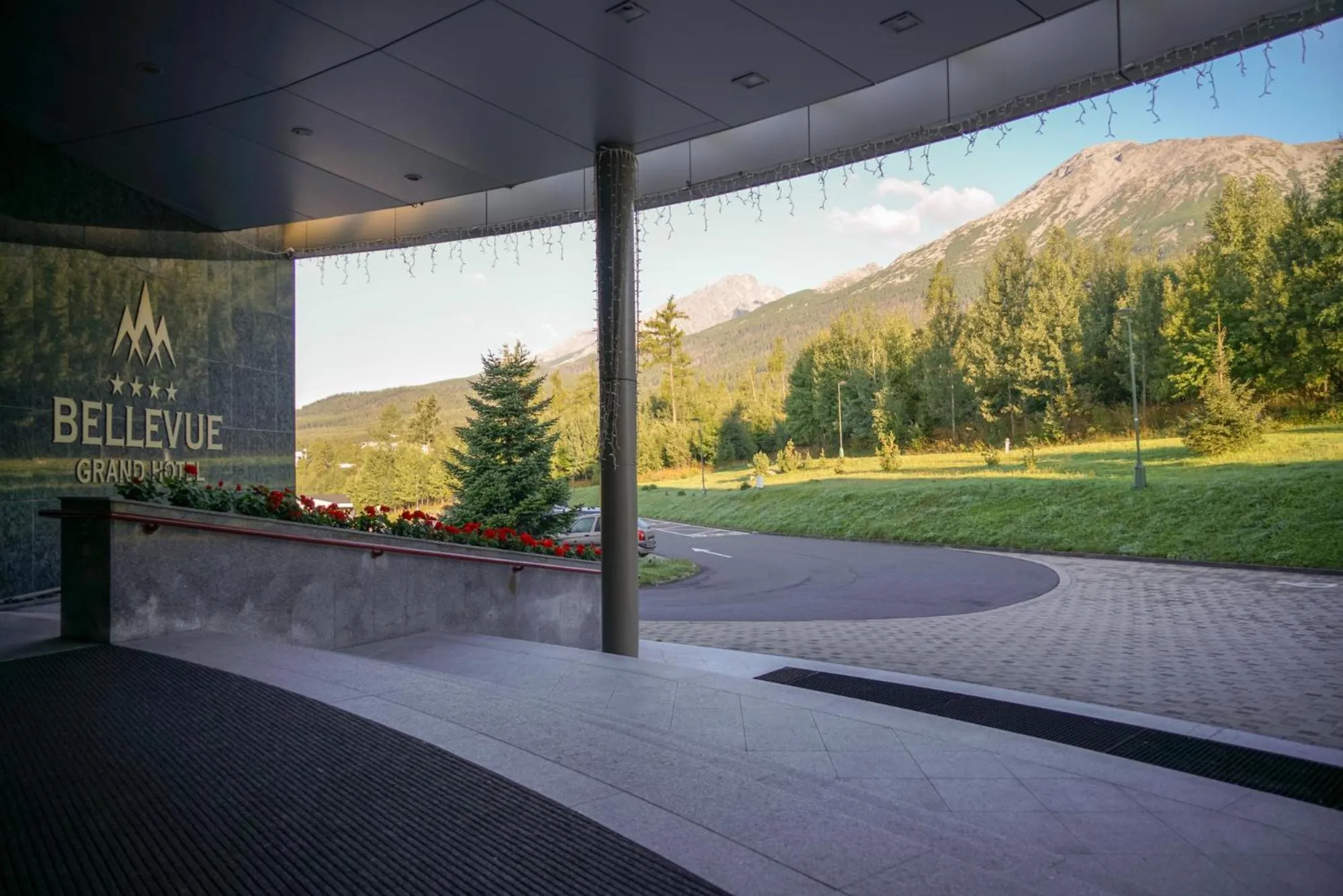 Facade/entrance in Grand Hotel BELLEVUE
