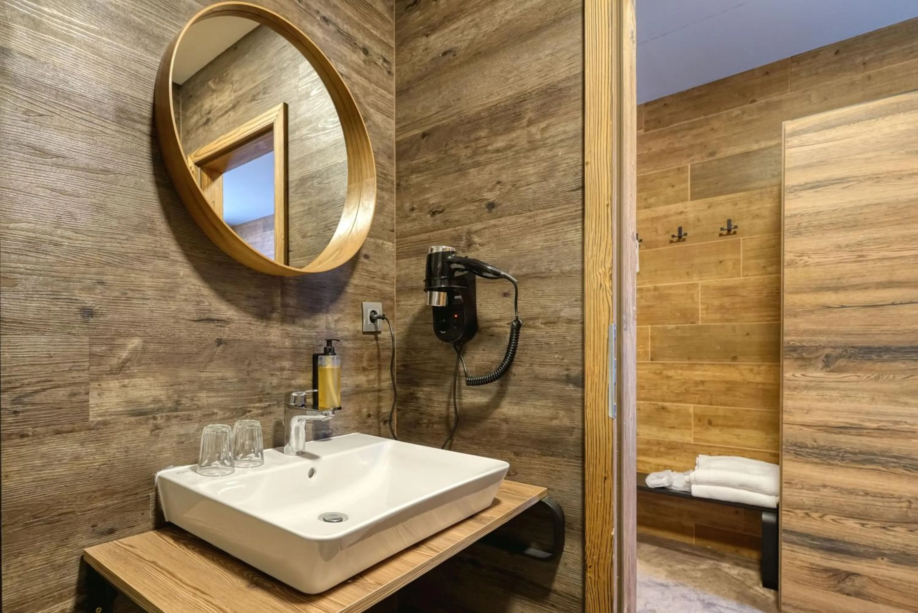 Shower in Grand Hotel BELLEVUE