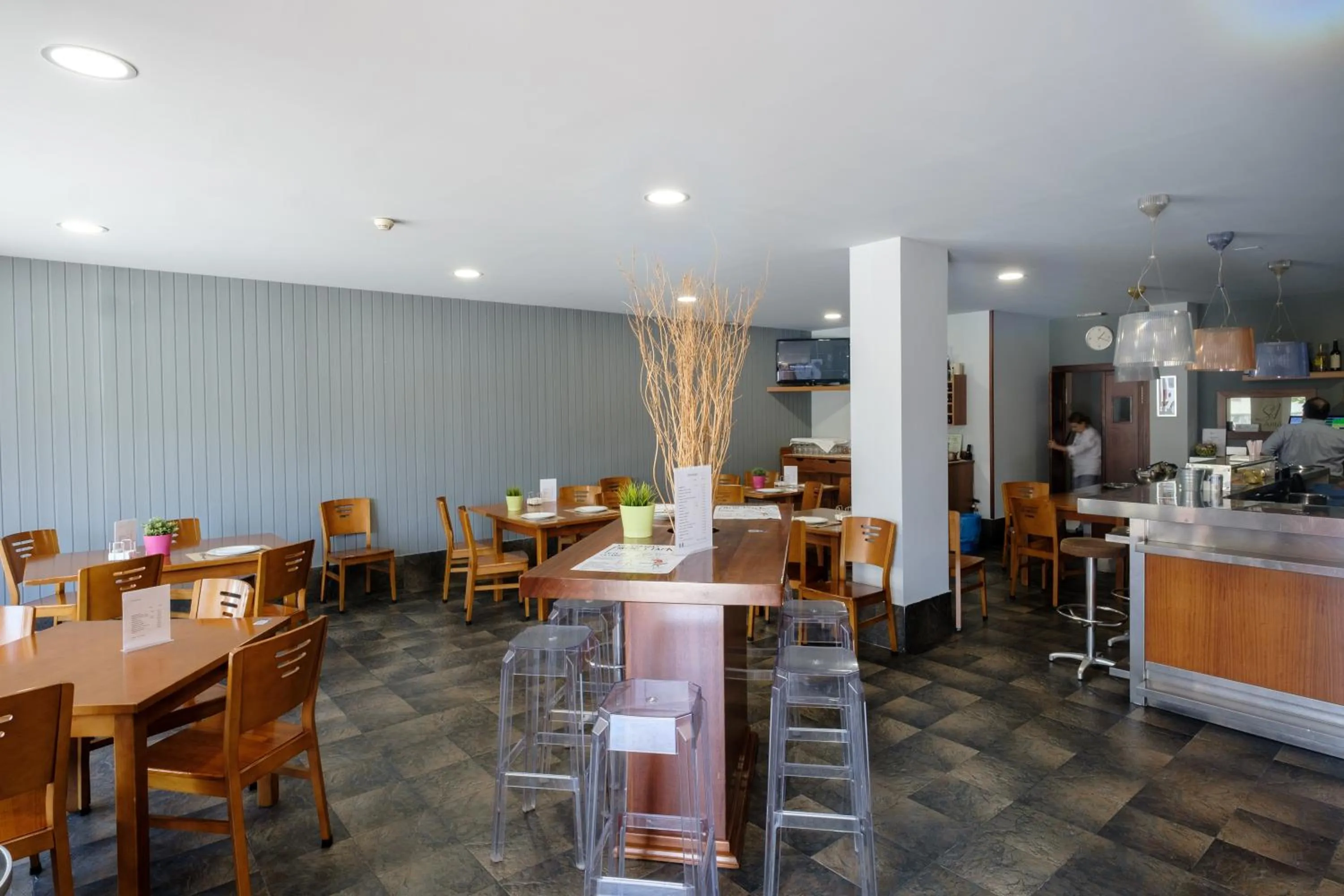 Restaurant/places to eat in Hotel Restaurante San Anton