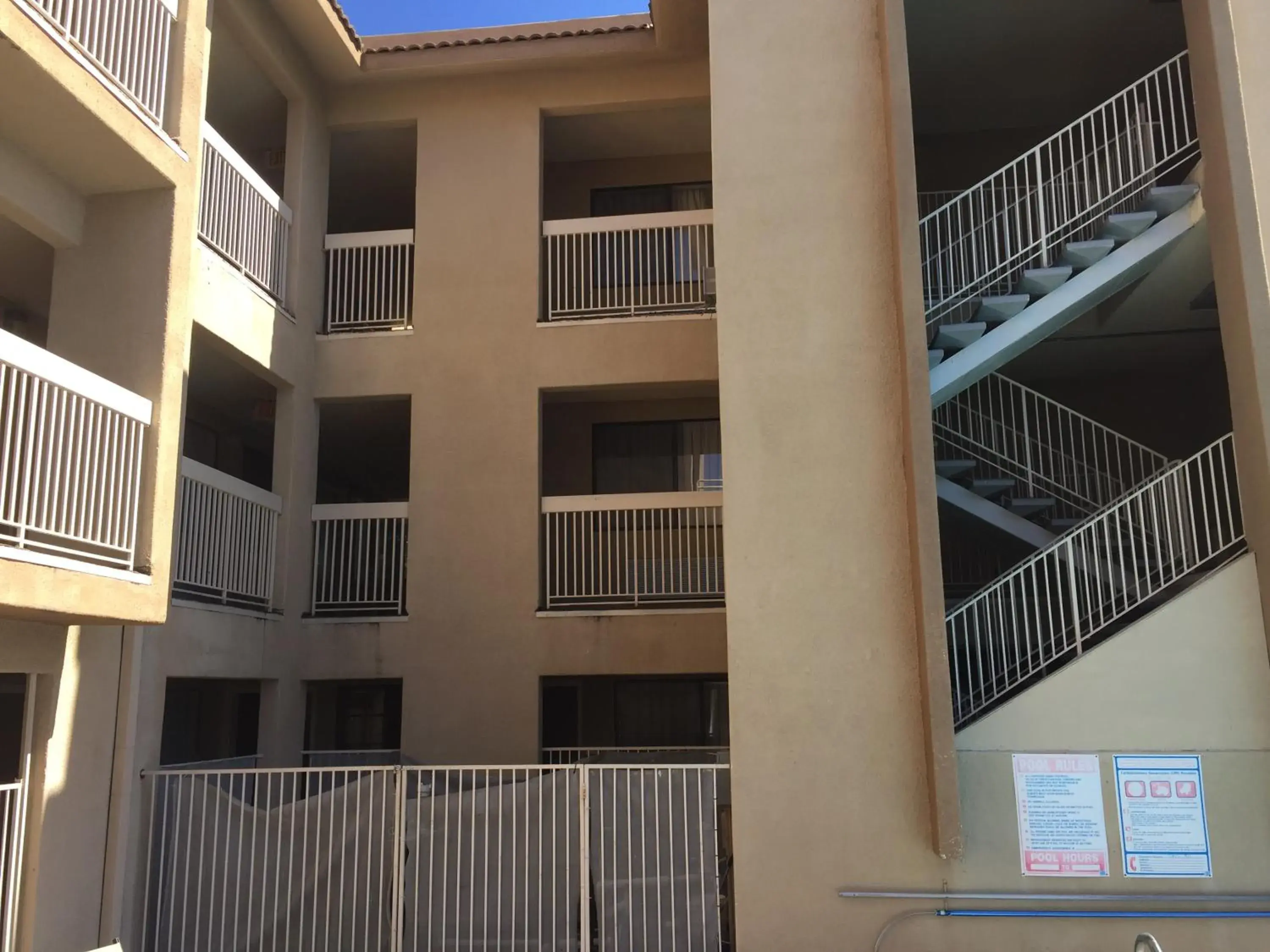 Property building in Chula Vista Inn Property building in Chula Vista Inn