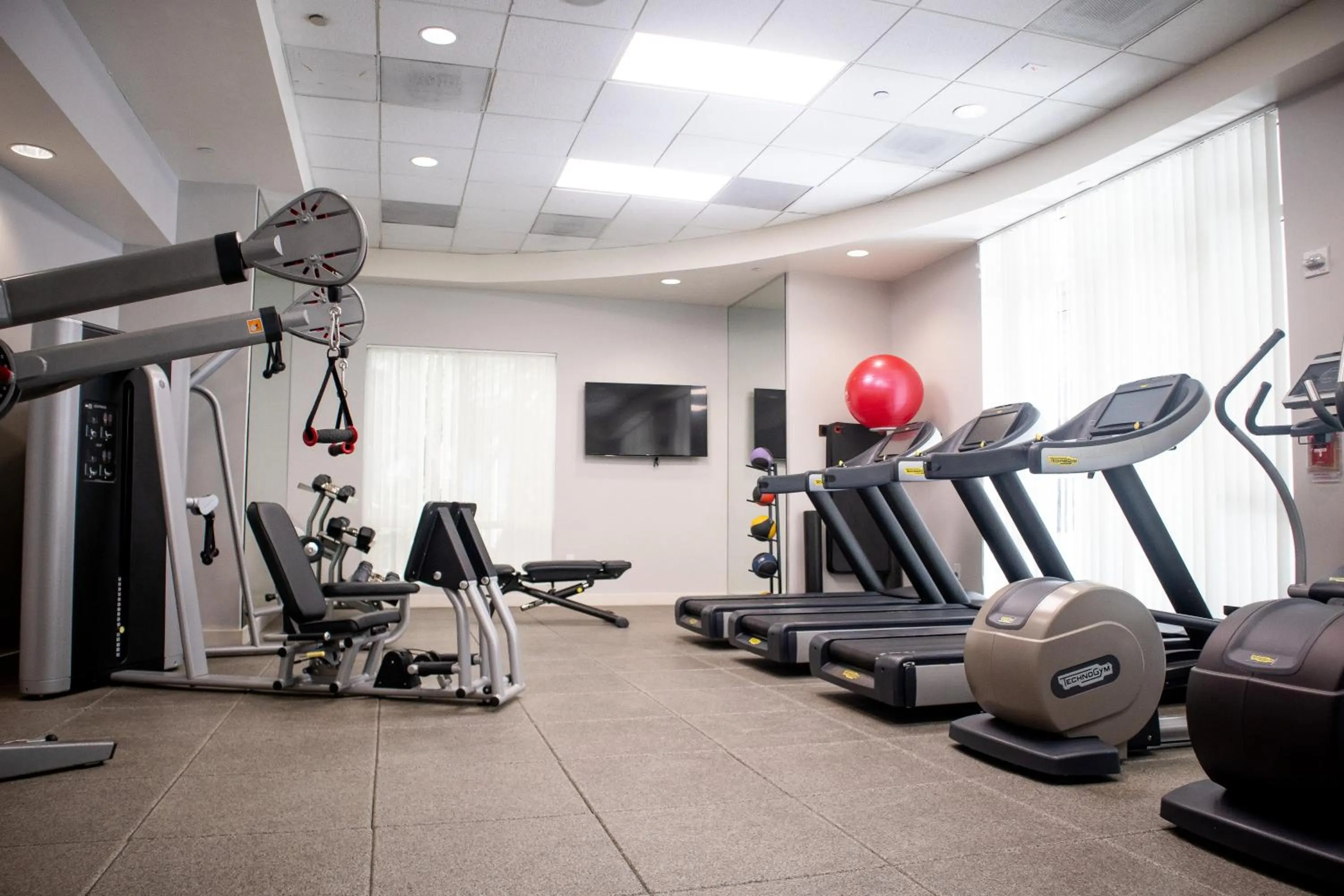 Fitness centre/facilities in Courtyard Miami Dadeland