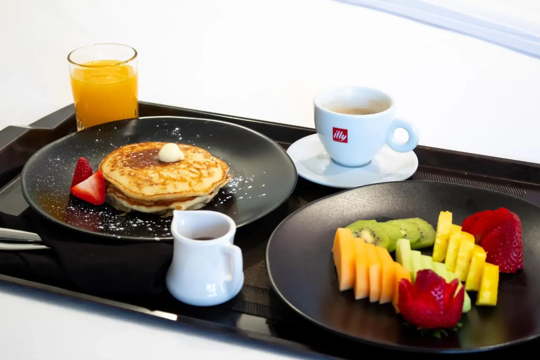 Concierge level, Guest room, 2 Double in Miami Marriott Dadeland Concierge level, Guest room, 2 Double in Miami Marriott Dadeland