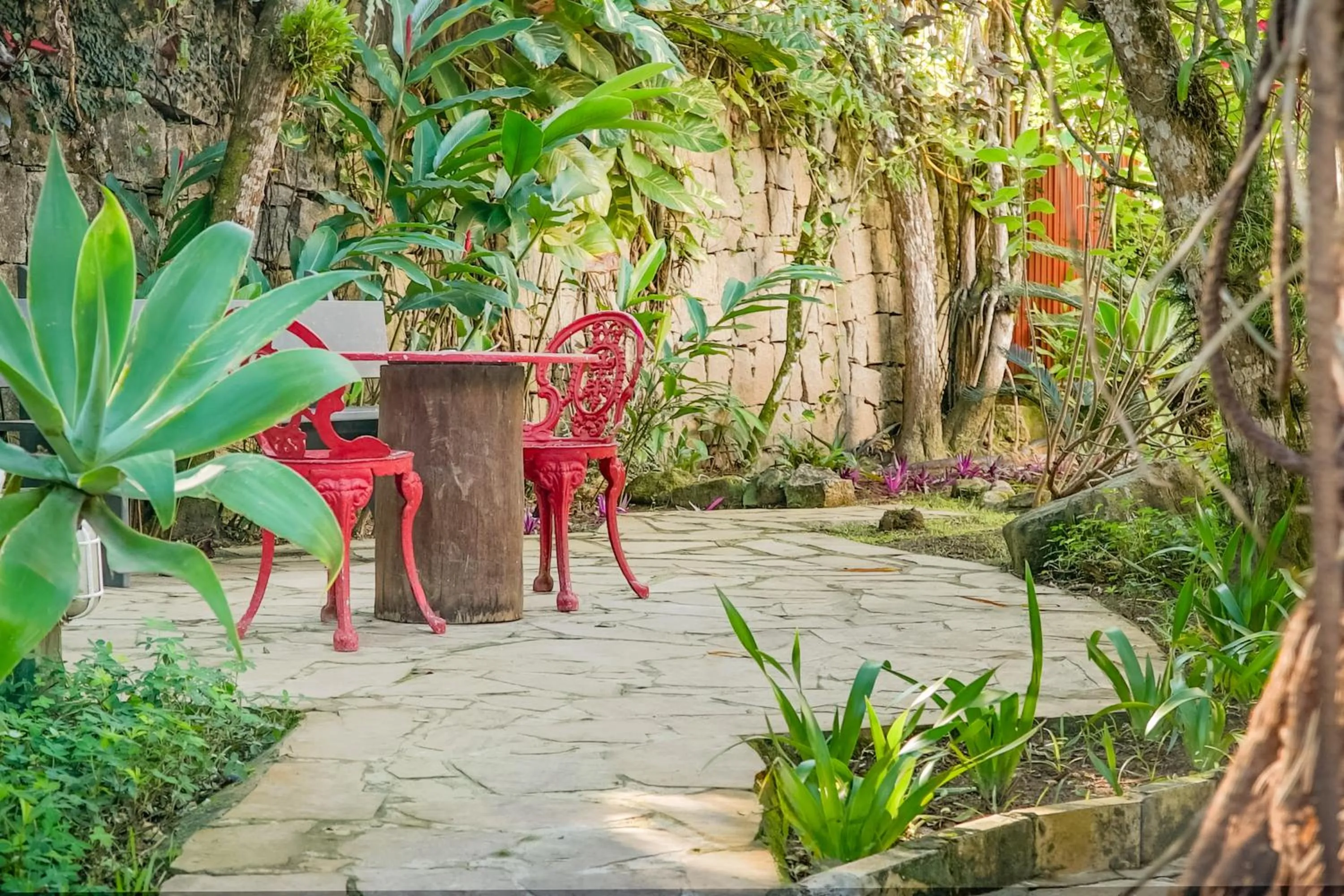 Garden in VELINN Feiticeira Praia Hotel