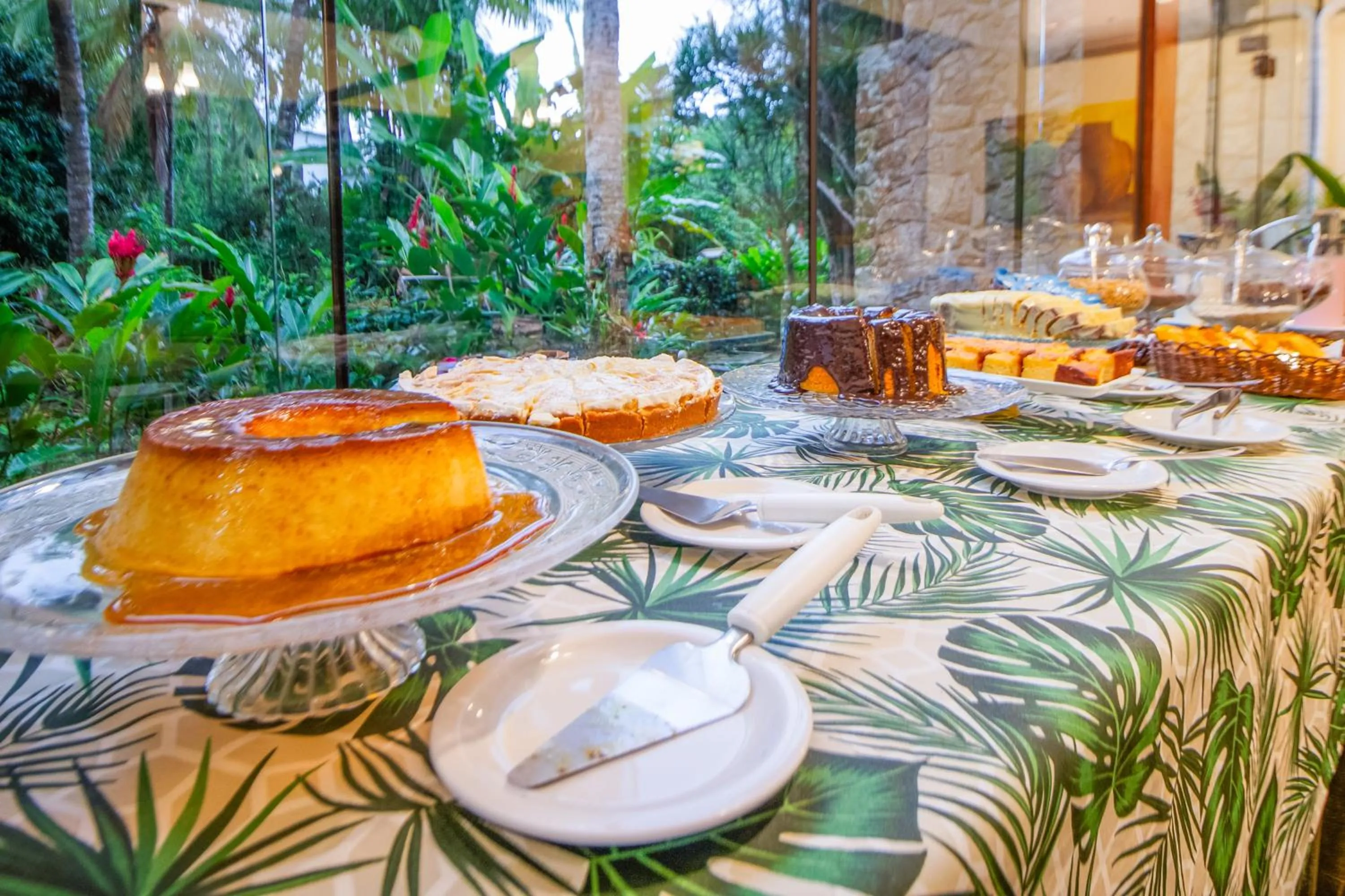 Food and drinks in VELINN Feiticeira Praia Hotel